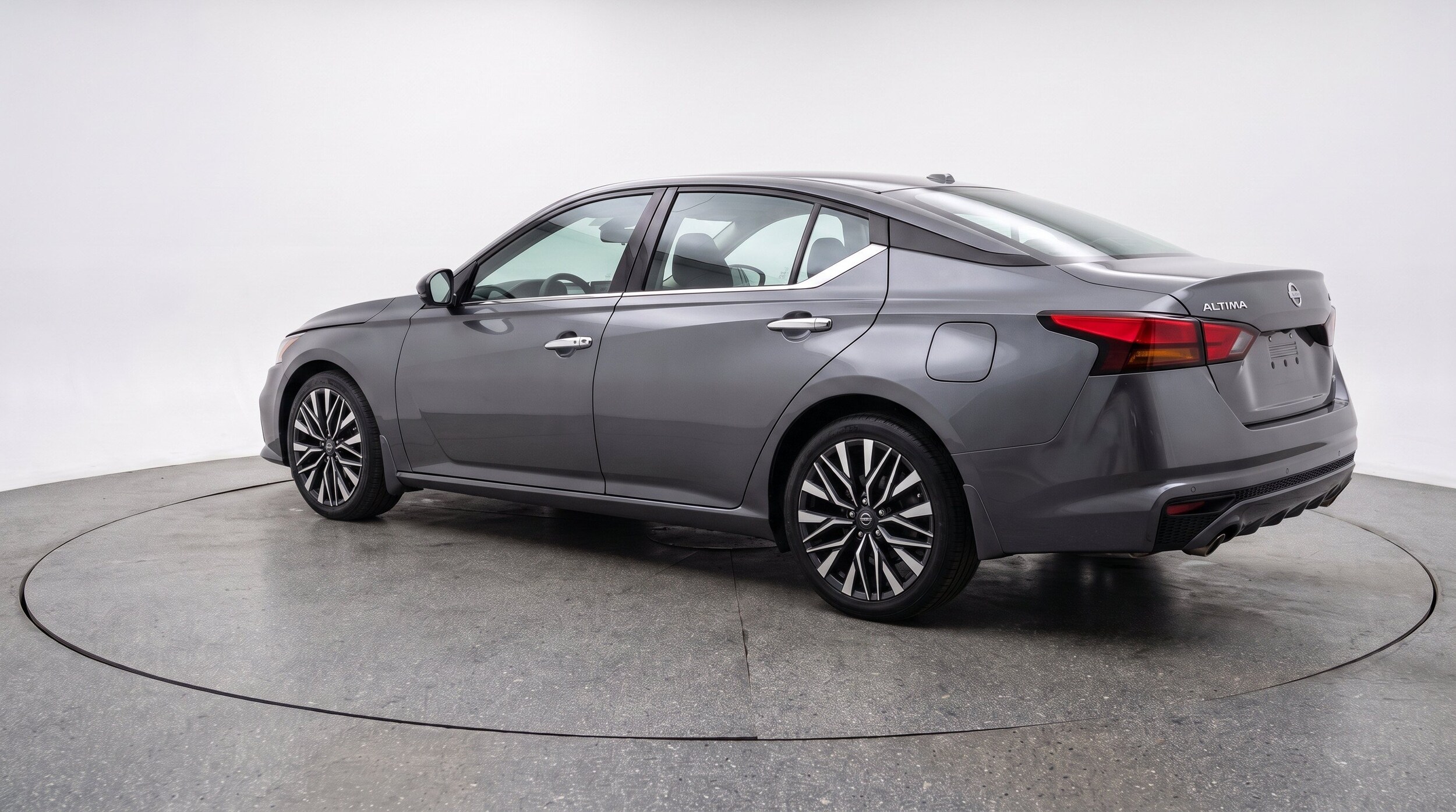 Thumbnail: 2025 Nissan Altima - 6