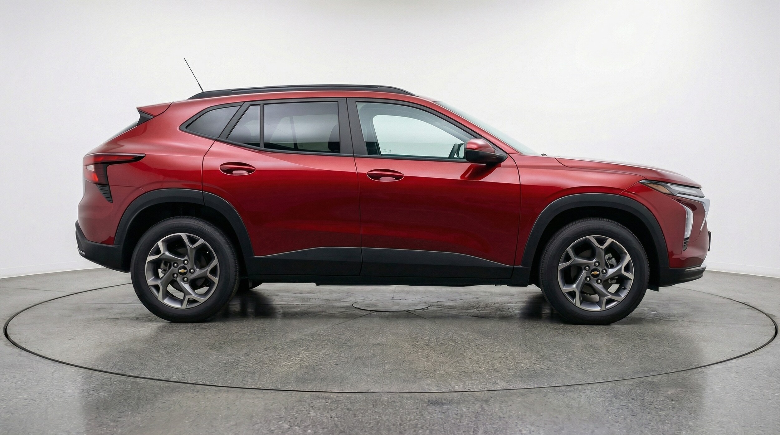 Thumbnail: 2025 Chevrolet Trax - 8