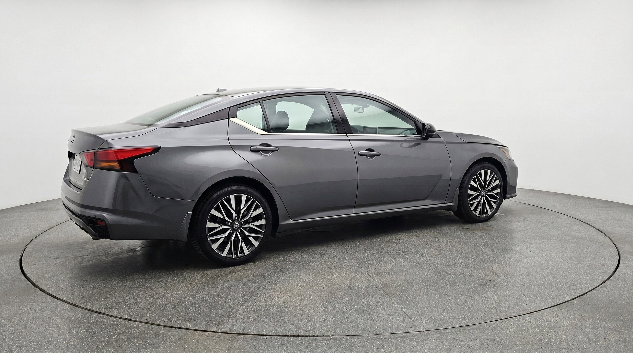 Thumbnail: 2025 Nissan Altima - 9