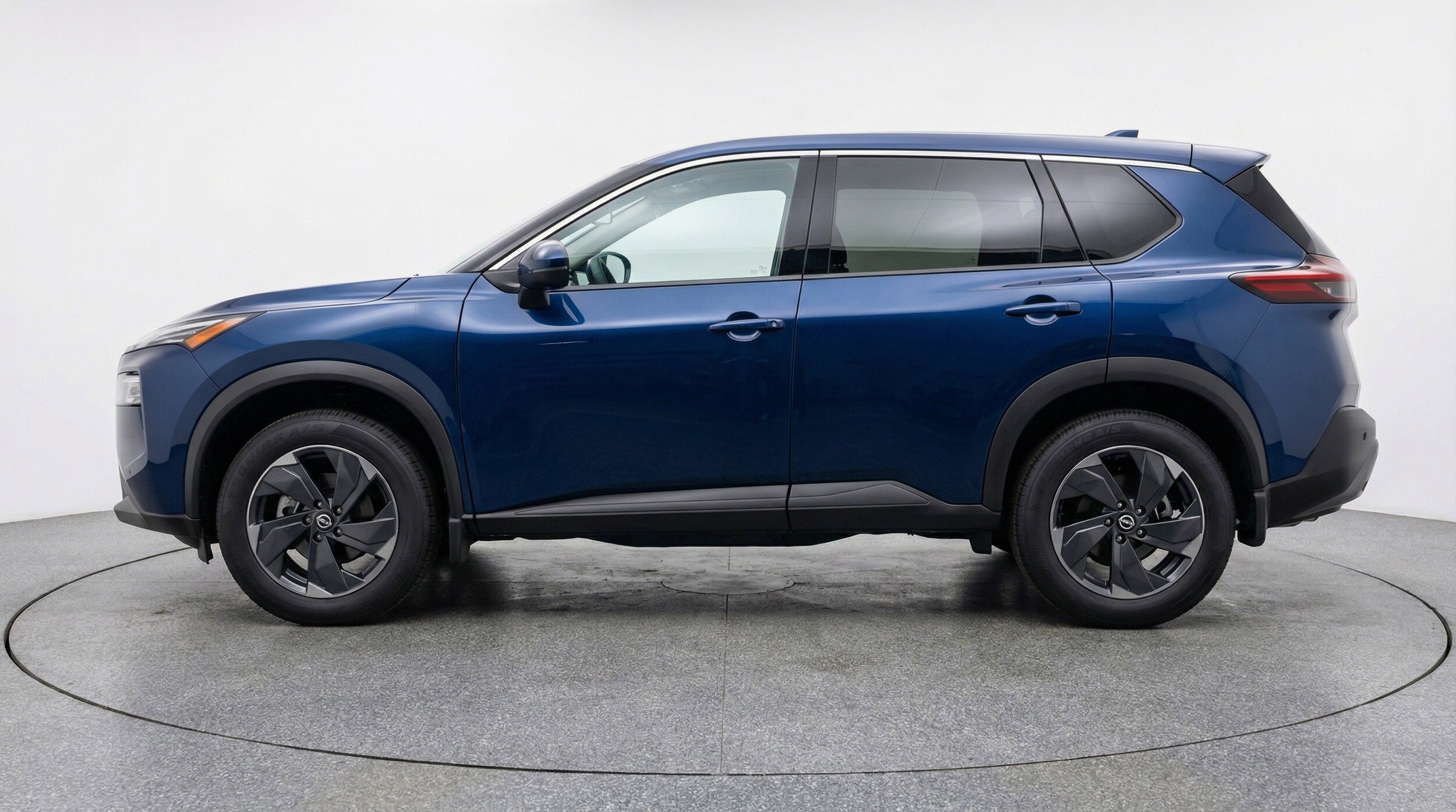 Thumbnail: 2025 Nissan Rogue - 5