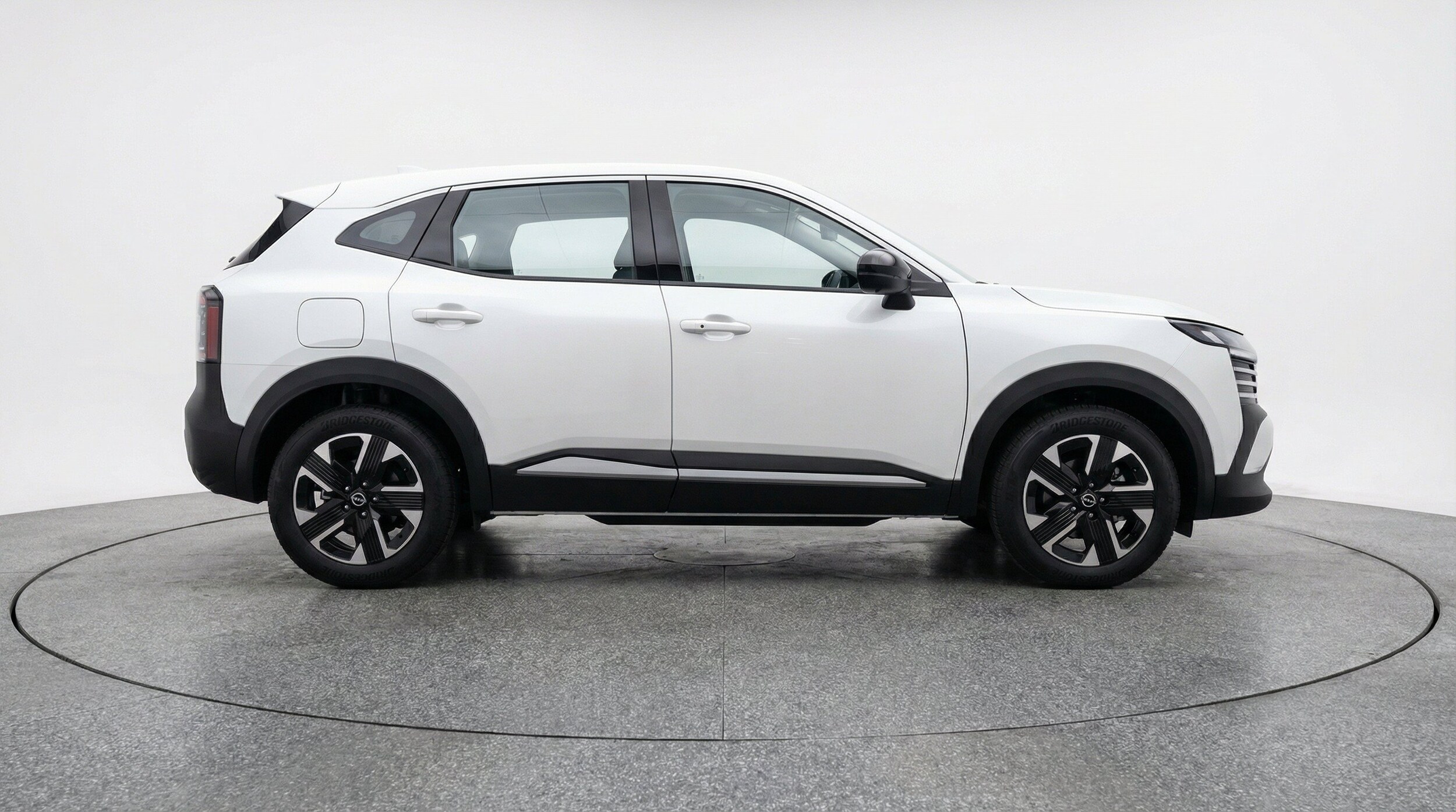 Thumbnail: 2026 Nissan Kicks - 11