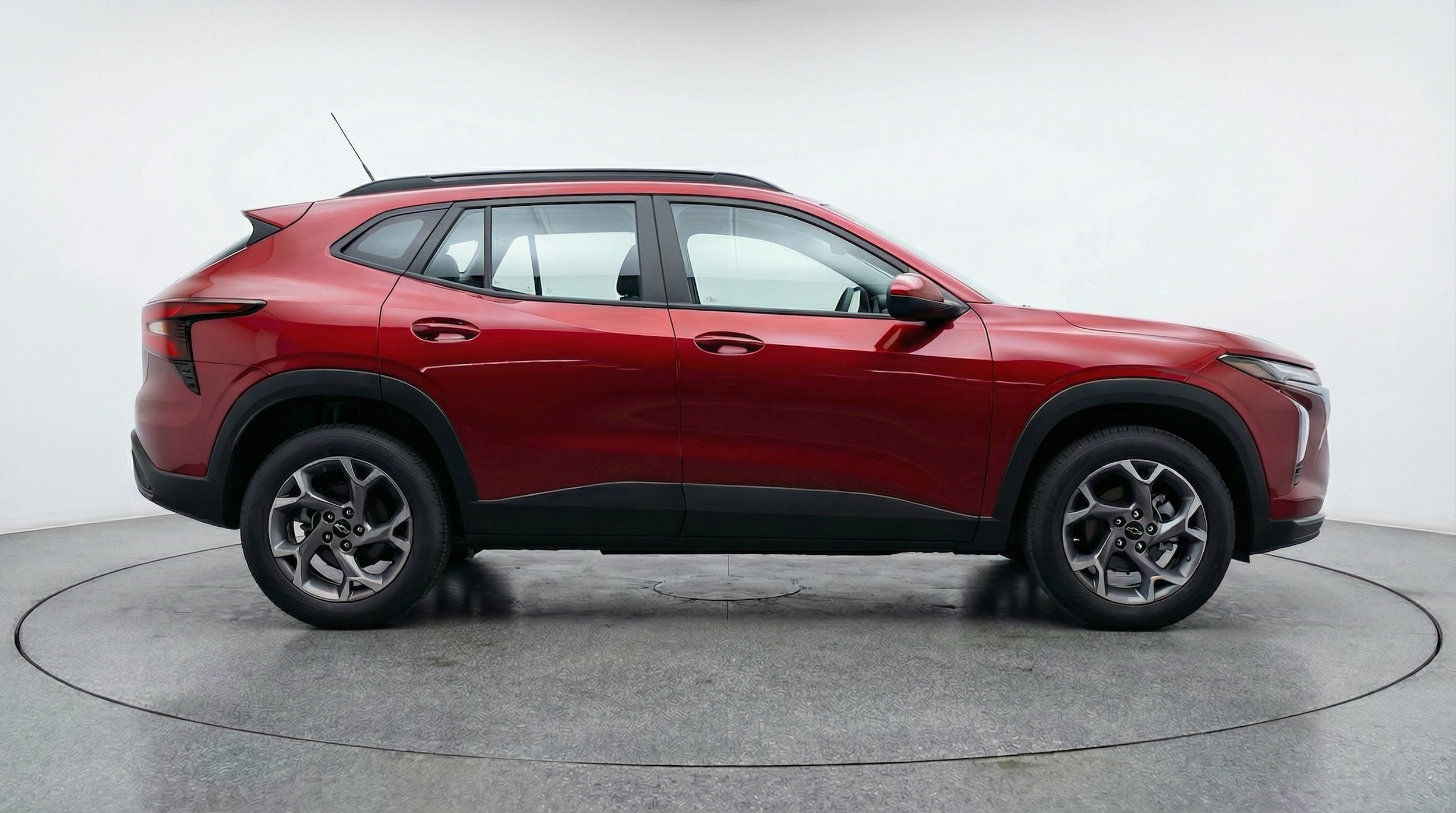 Thumbnail: 2025 Chevrolet Trax - 8