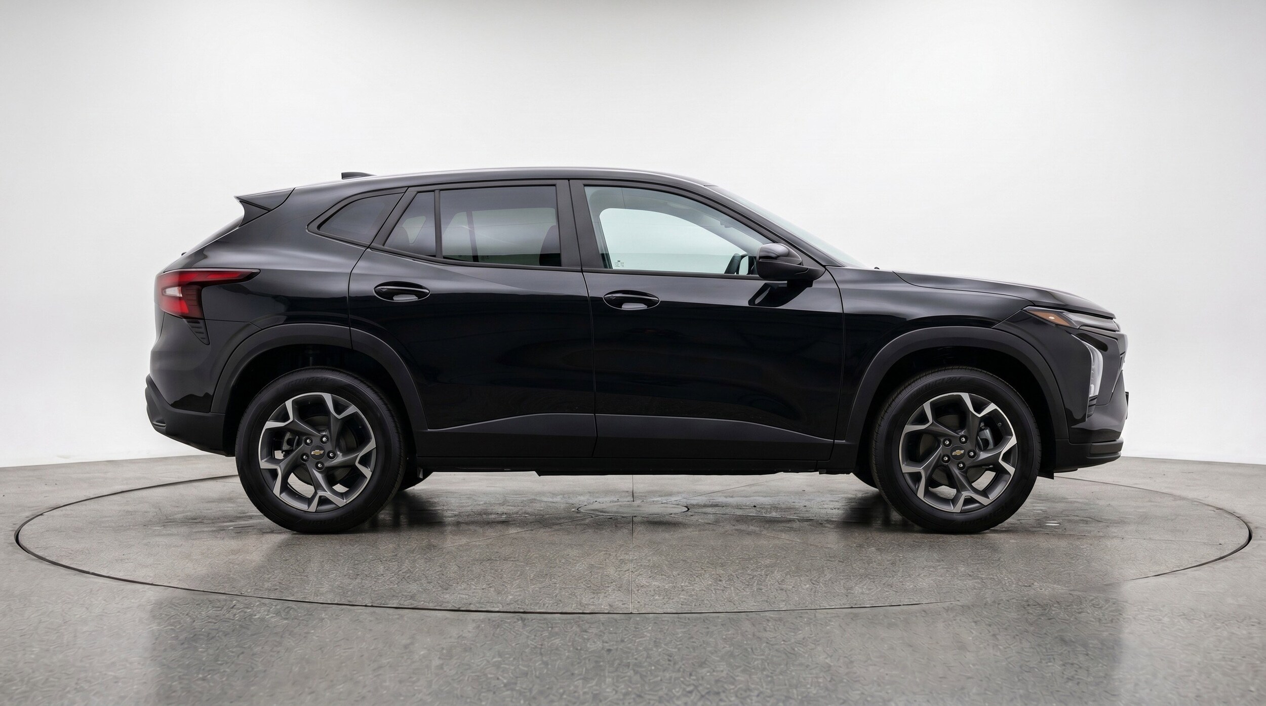 Thumbnail: 2025 Chevrolet Trax - 11