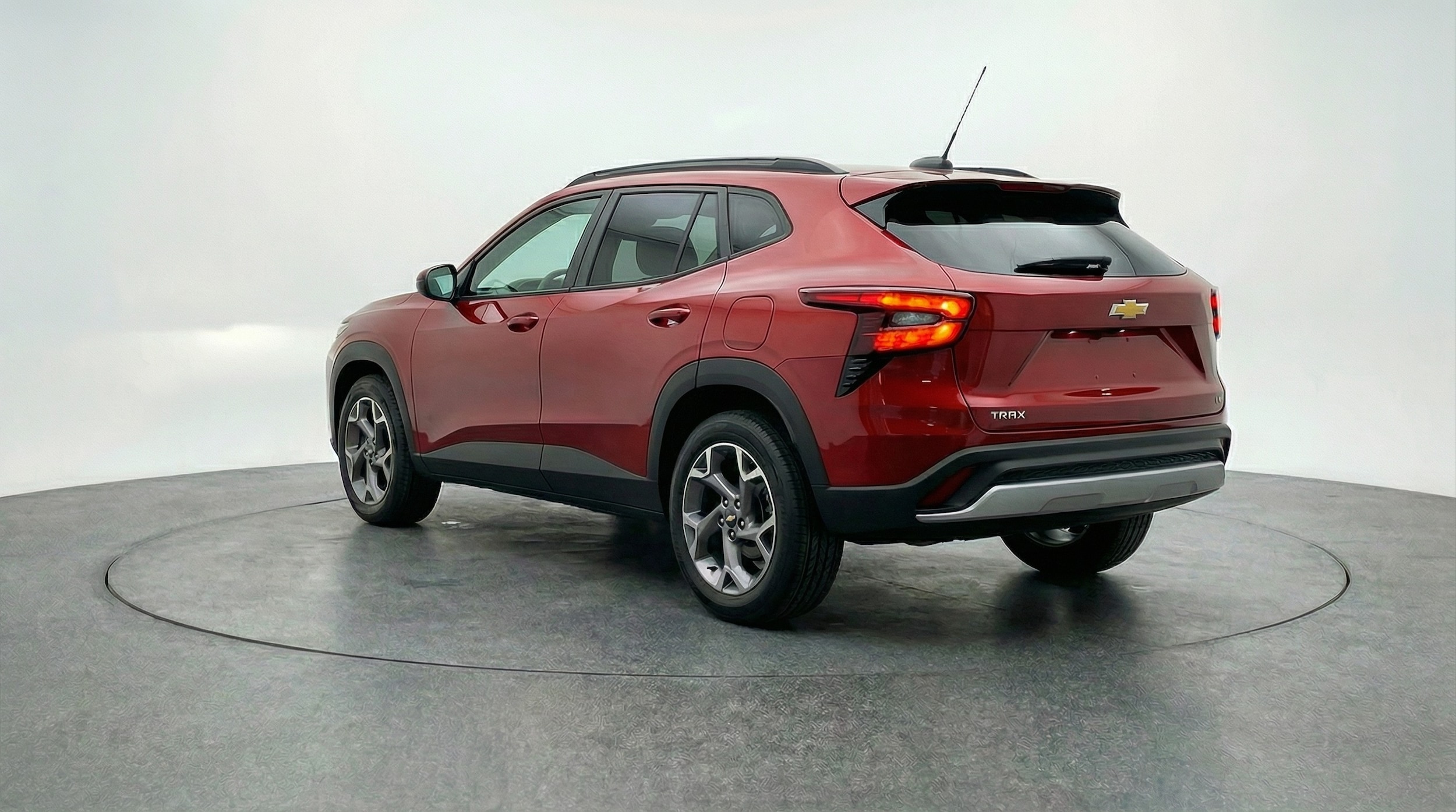 Thumbnail: 2025 Chevrolet Trax - 5