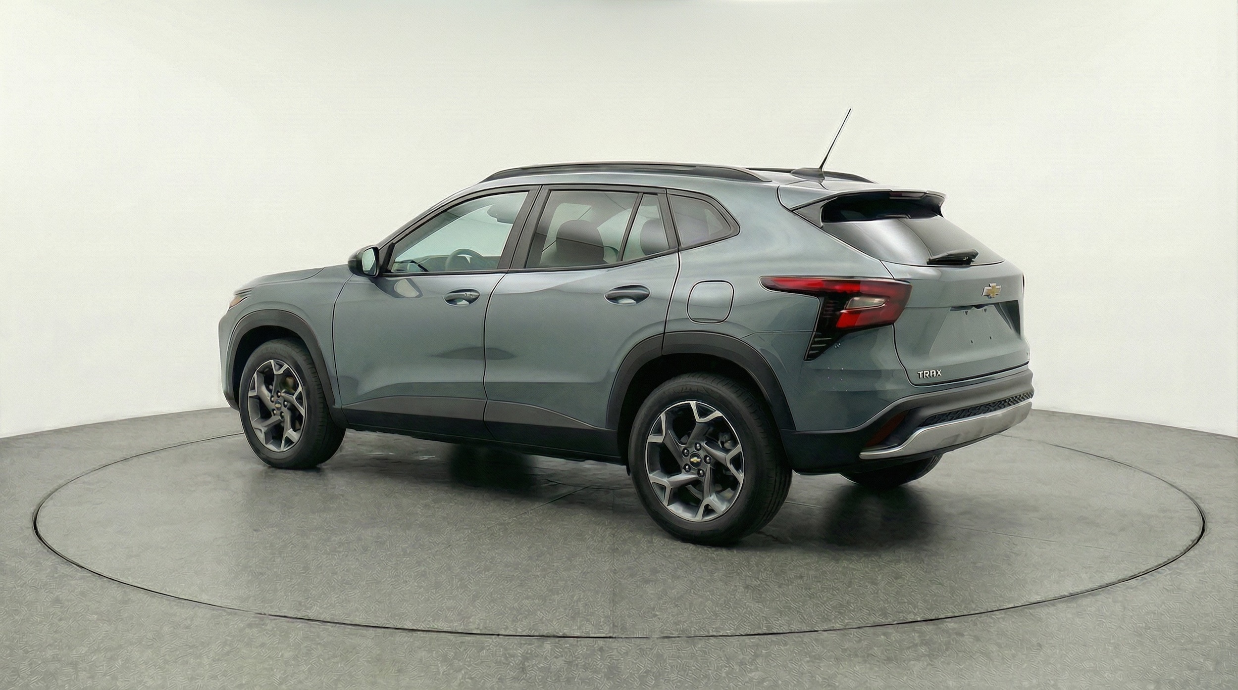 Thumbnail: 2025 Chevrolet Trax - 5