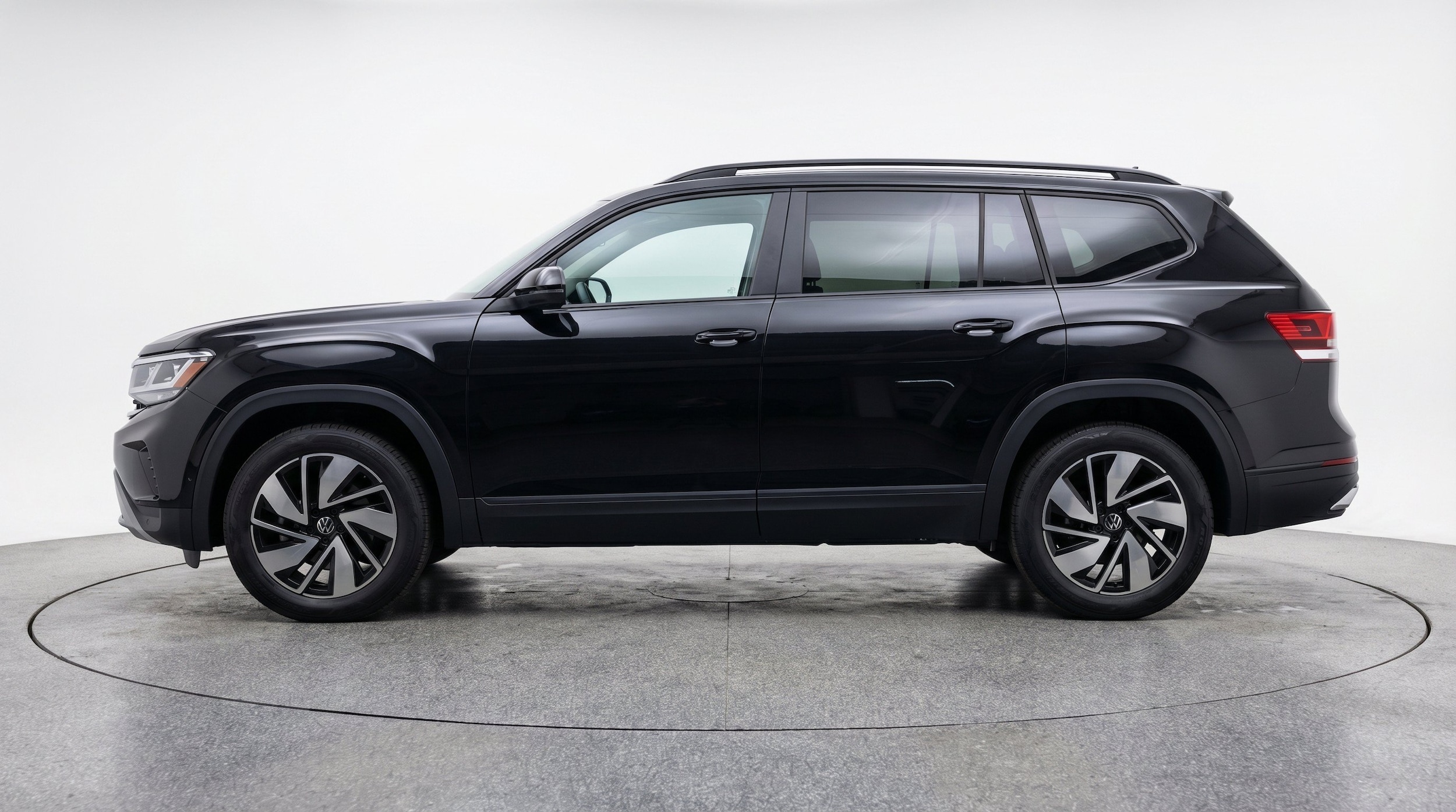 Thumbnail: 2026 Volkswagen Atlas - 5