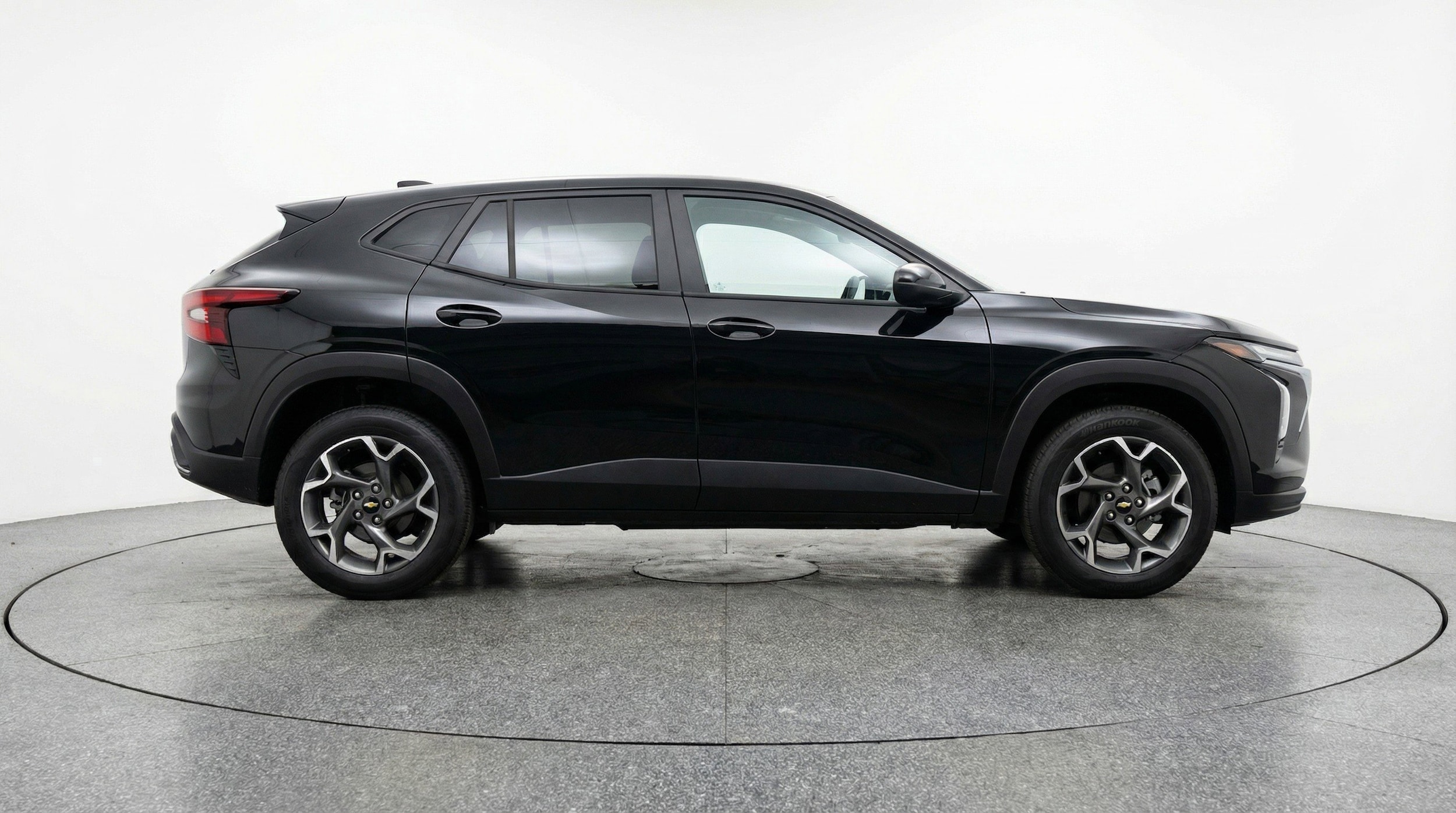 Thumbnail: 2025 Chevrolet Trax - 11
