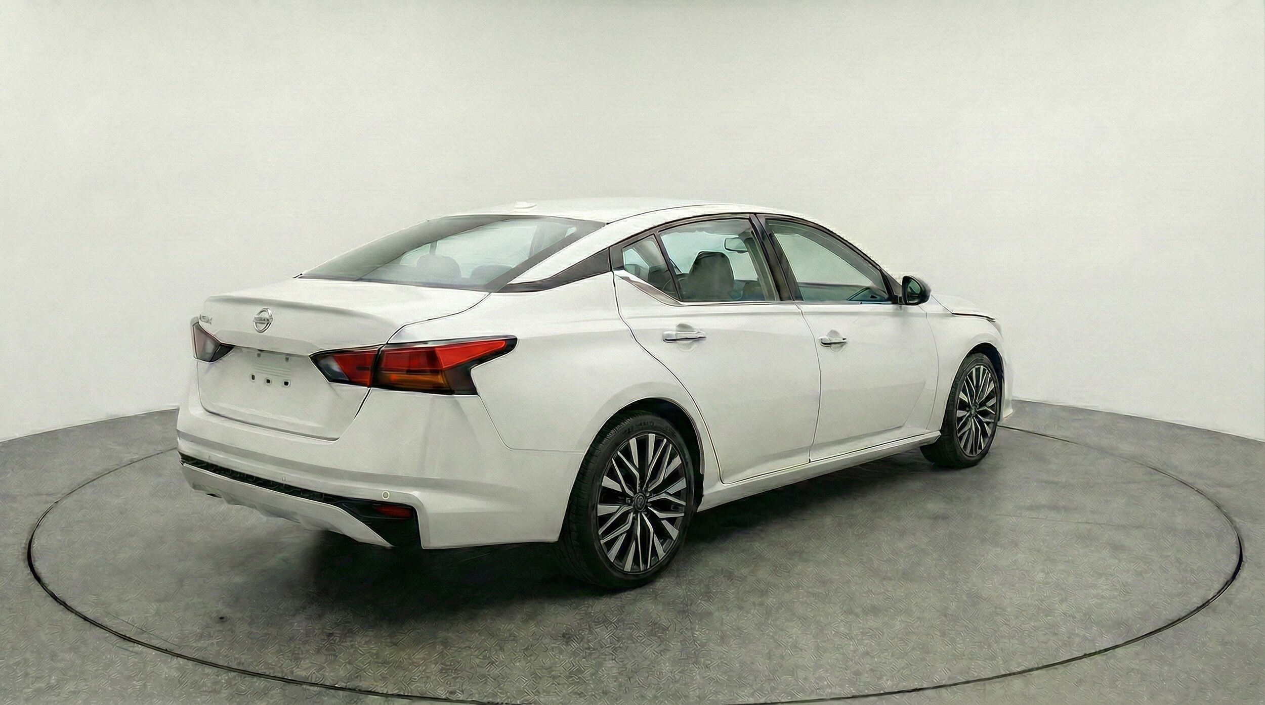 Thumbnail: 2025 Nissan Altima - 7