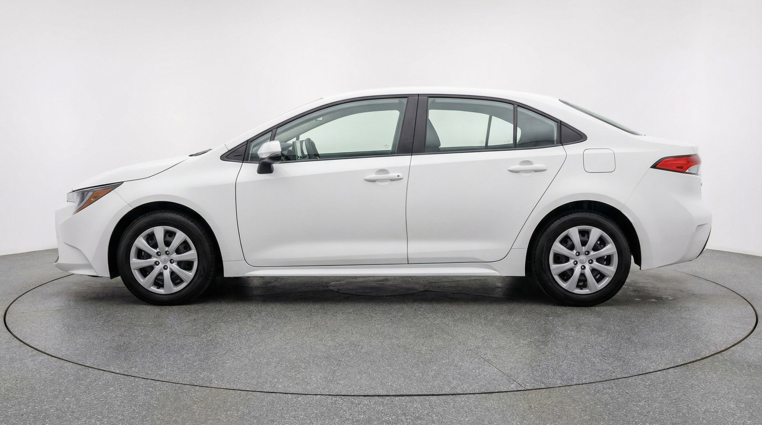 Thumbnail: 2025 Toyota Corolla - 5