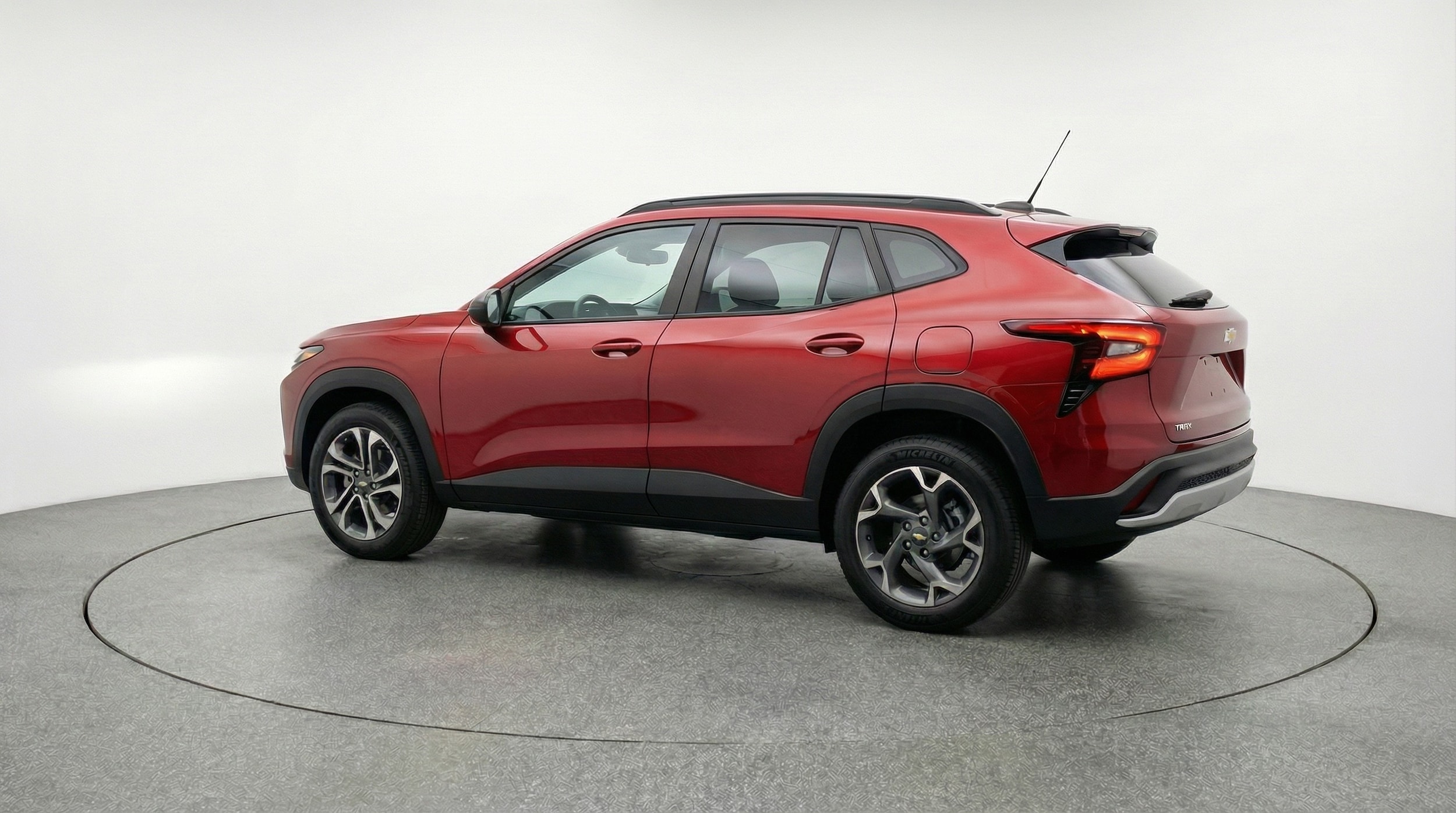 Thumbnail: 2025 Chevrolet Trax - 5