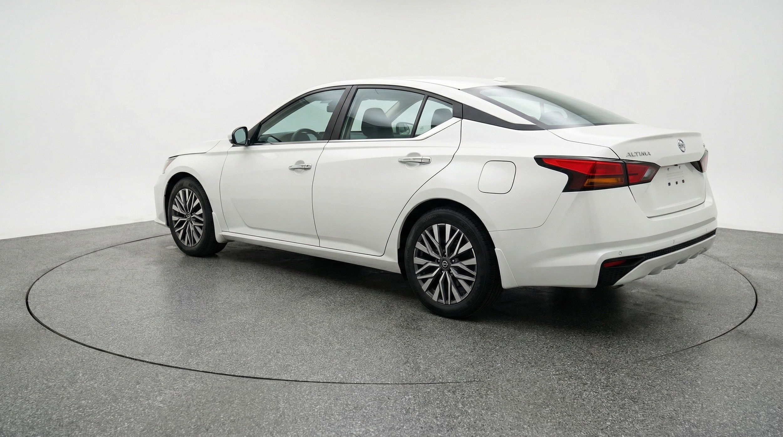 Thumbnail: 2025 Nissan Altima - 6