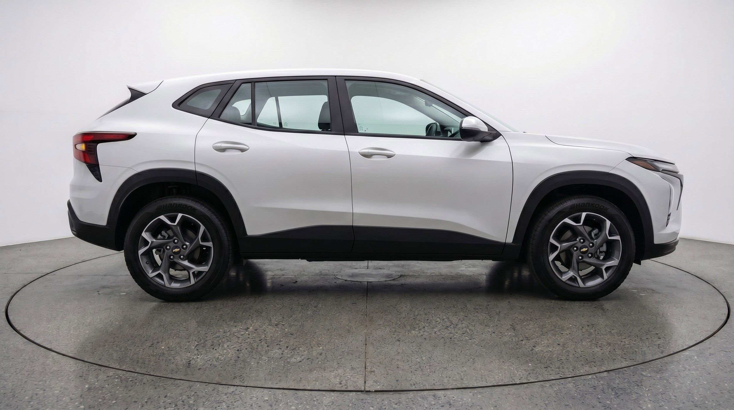 Thumbnail: 2025 Chevrolet Trax - 11