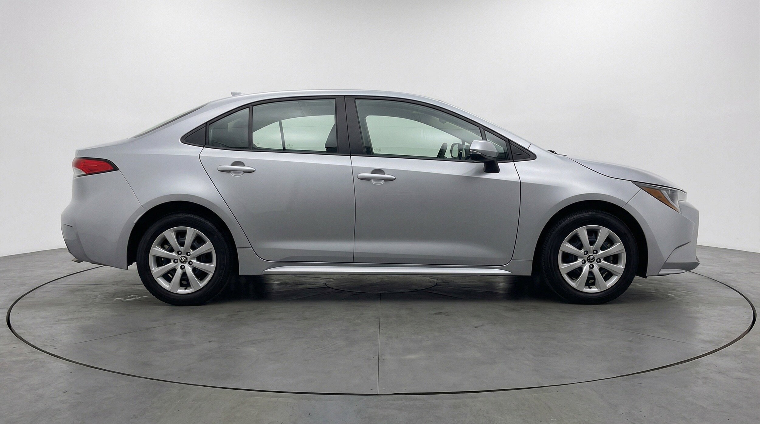 Thumbnail: 2025 Toyota Corolla - 11