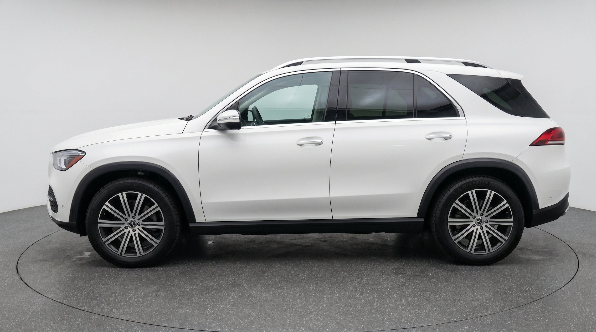Thumbnail: 2026 Mercedes-Benz GLE - 5