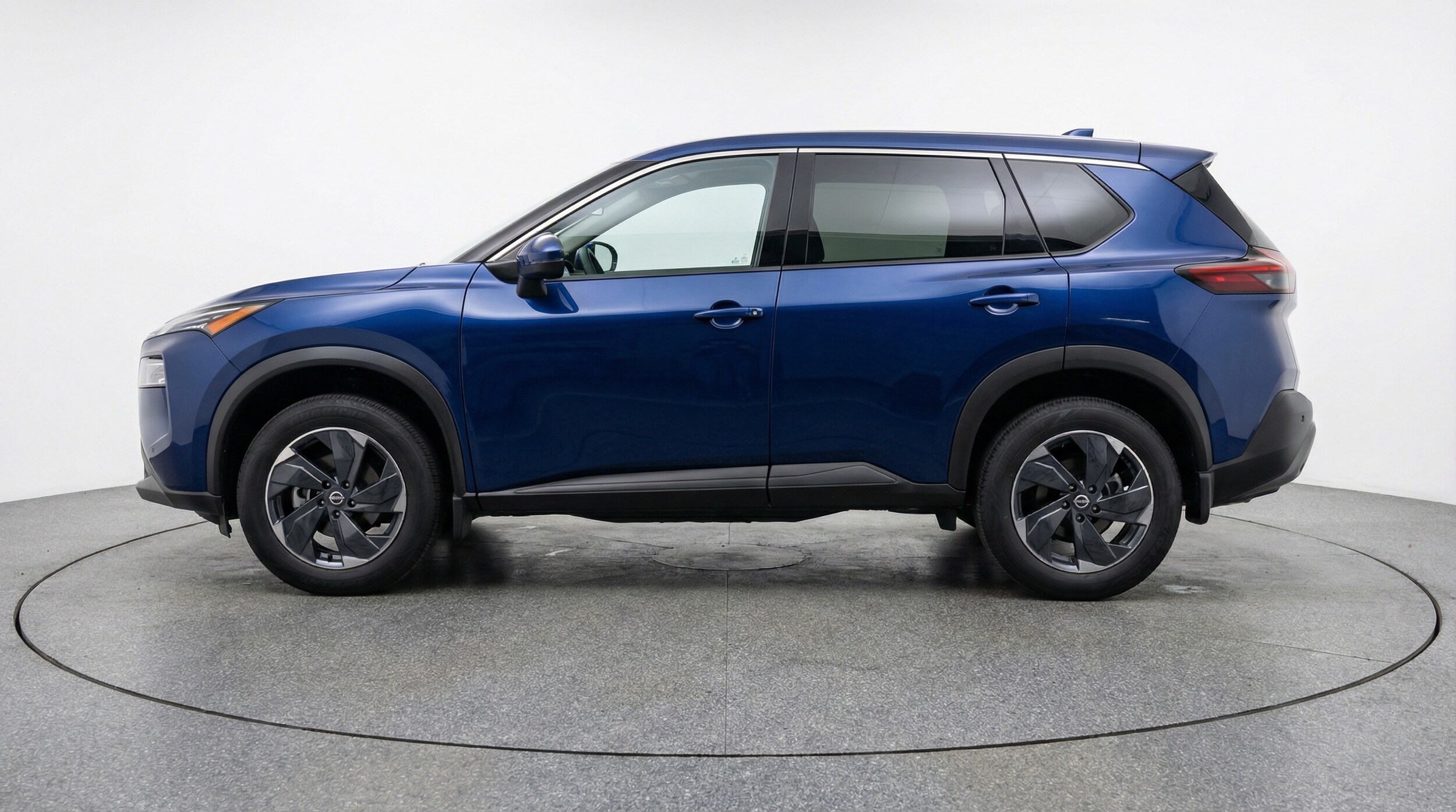 Thumbnail: 2025 Nissan Rogue - 4