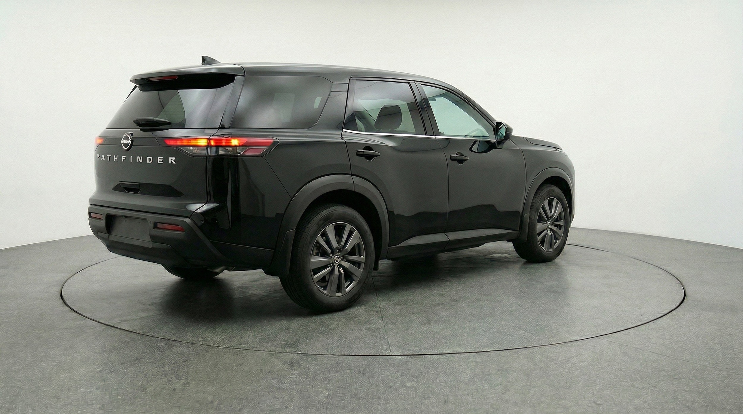 Thumbnail: 2025 Nissan Pathfinder - 9