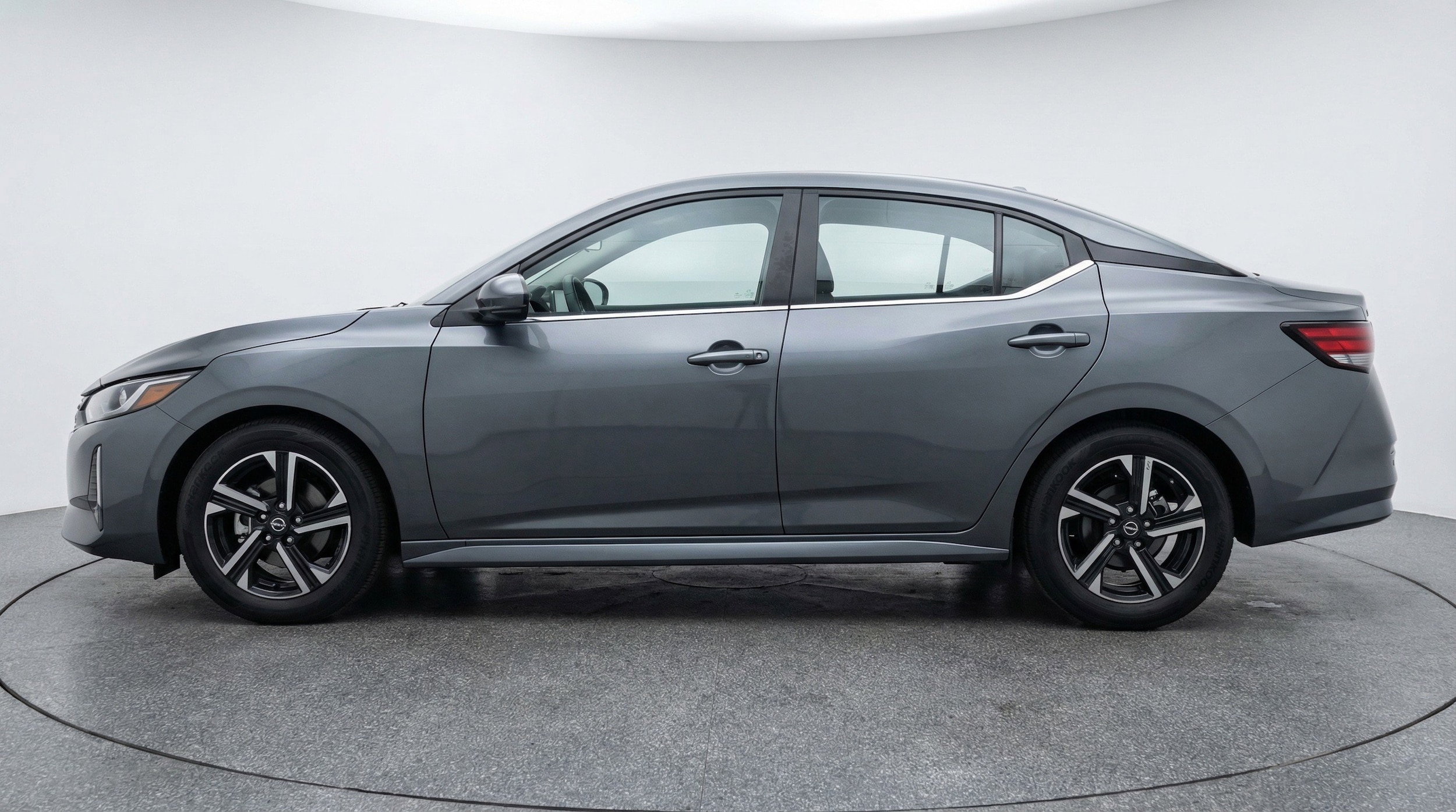 Thumbnail: 2025 Nissan Sentra - 5