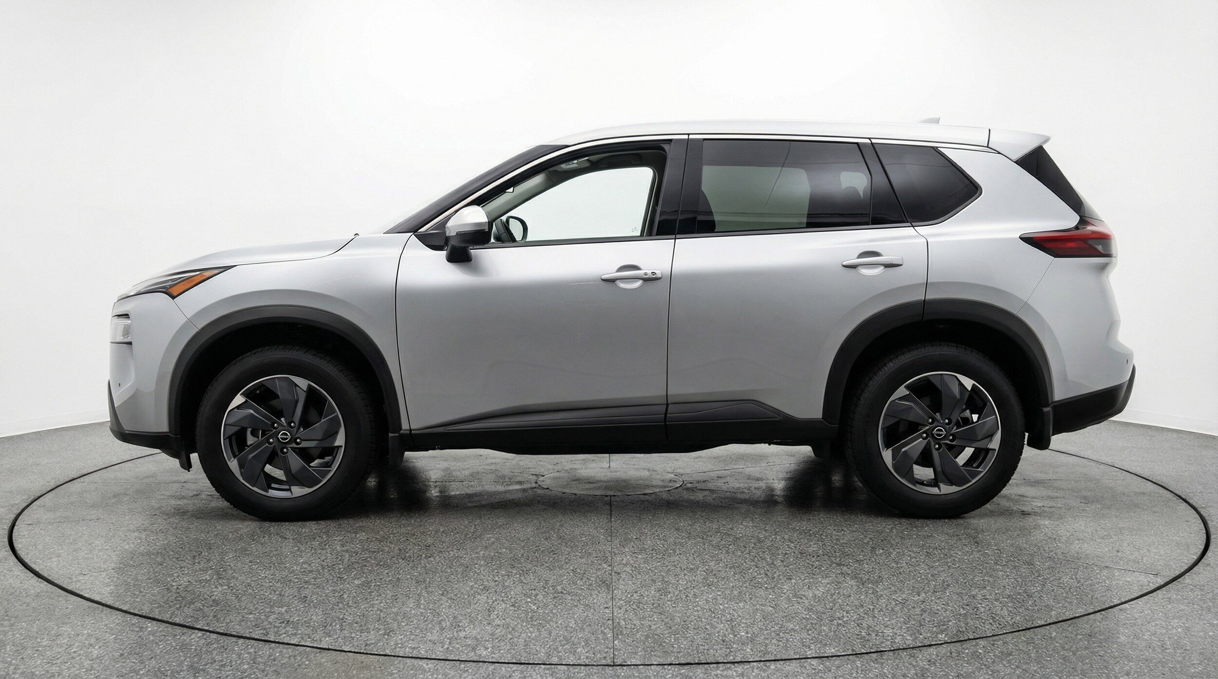 Thumbnail: 2025 Nissan Rogue - 5