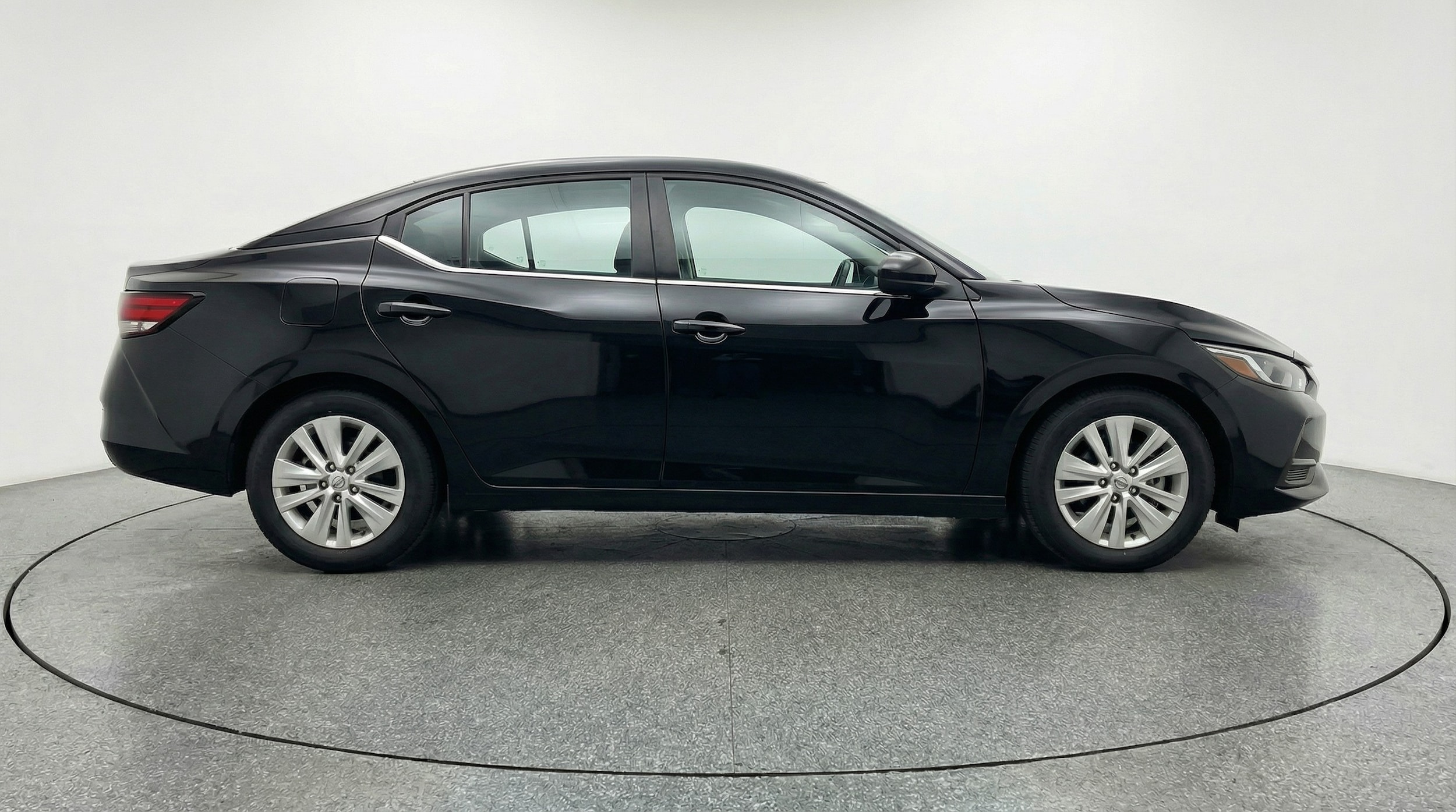 Thumbnail: 2025 Nissan Sentra - 8