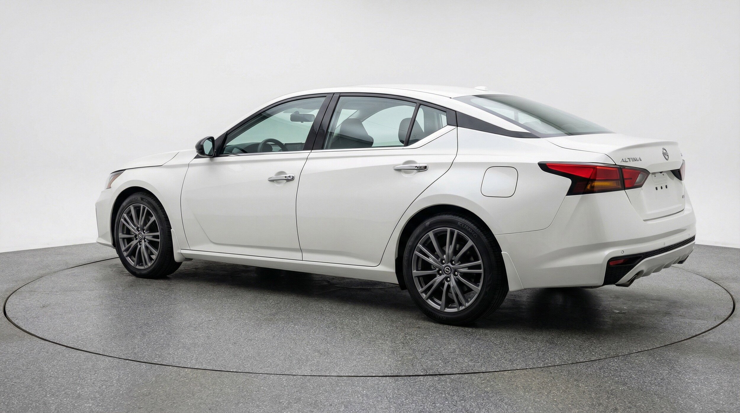 Thumbnail: 2025 Nissan Altima - 6