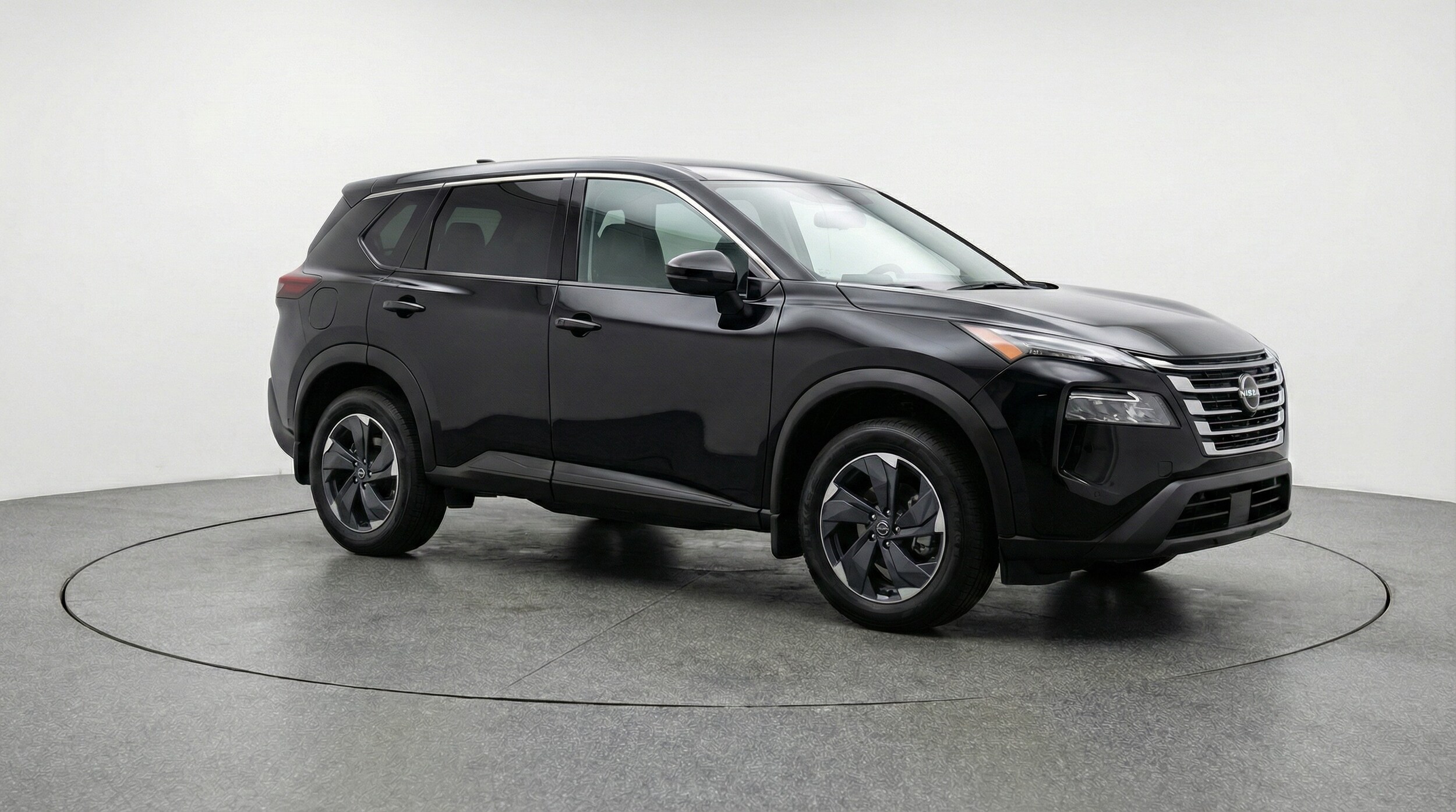 Thumbnail: 2025 Nissan Rogue - 1