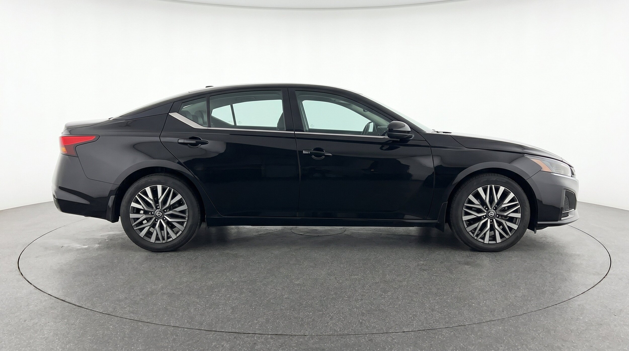 Thumbnail: 2025 Nissan Altima - 11