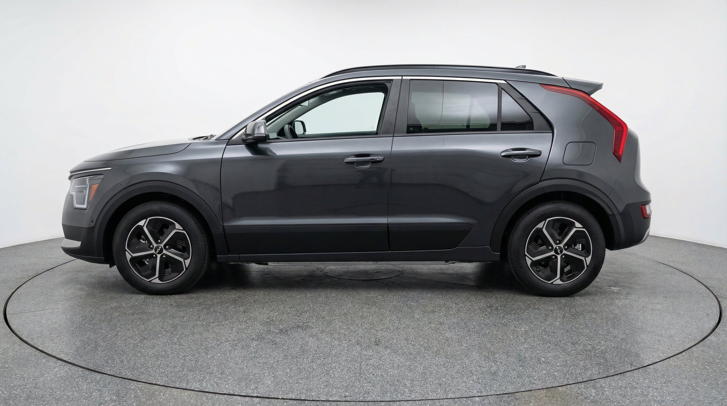 Thumbnail: 2026 Kia Niro - 5