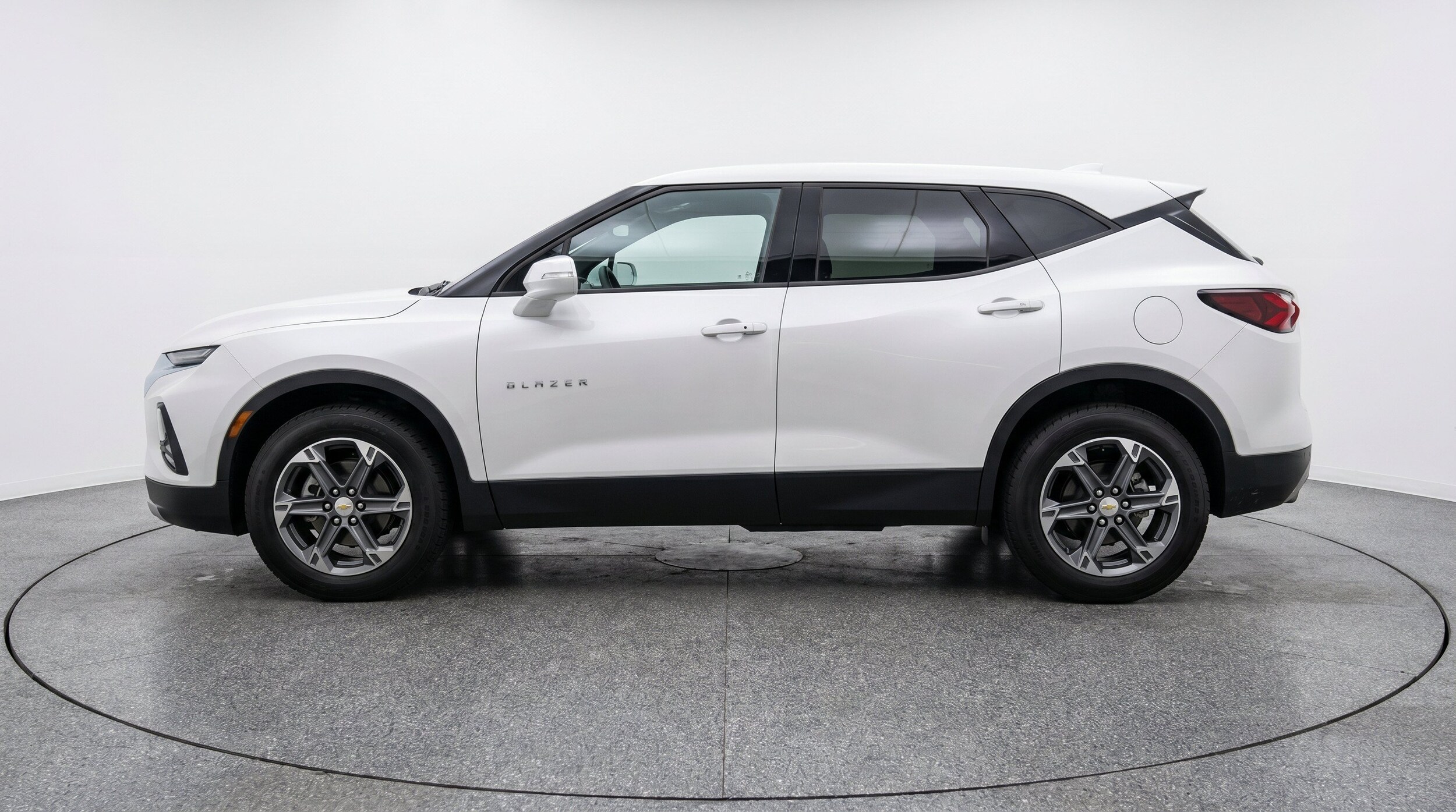 Thumbnail: 2026 Chevrolet Blazer - 5