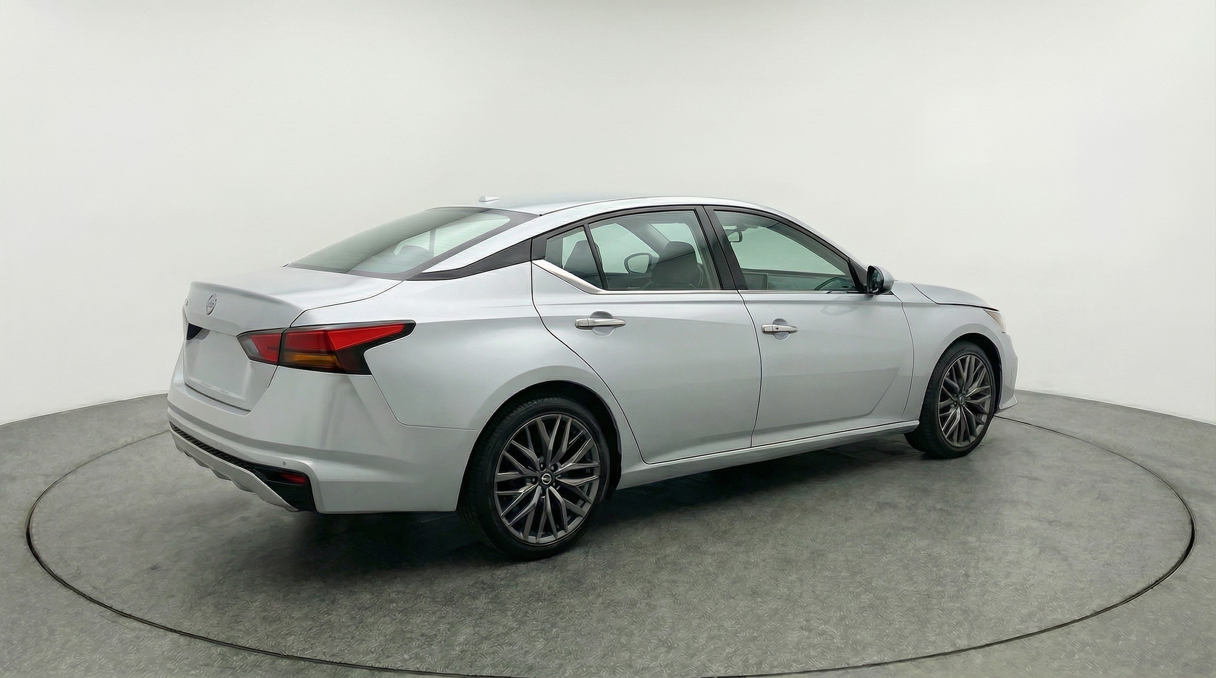 Thumbnail: 2025 Nissan Altima - 7