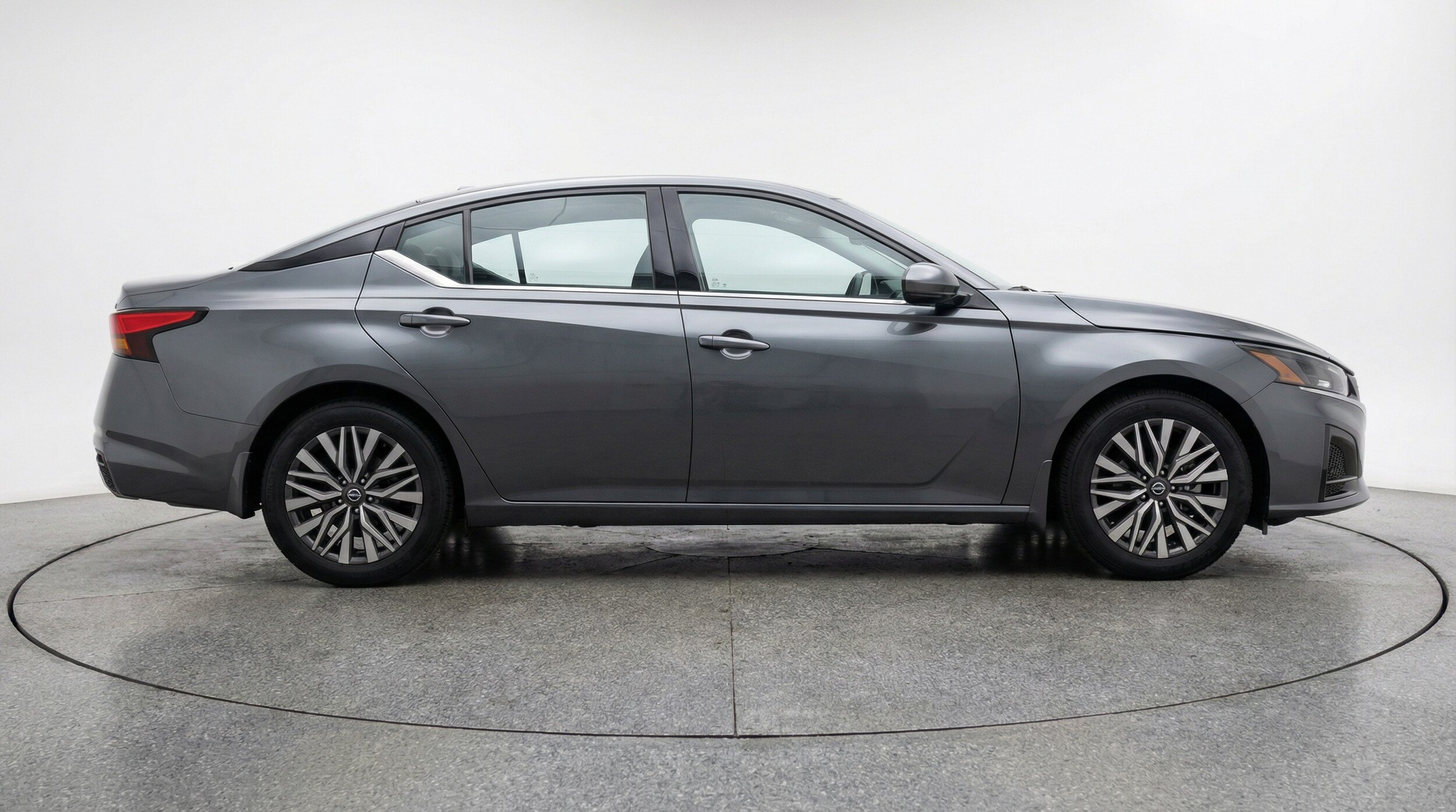 Thumbnail: 2025 Nissan Altima - 8