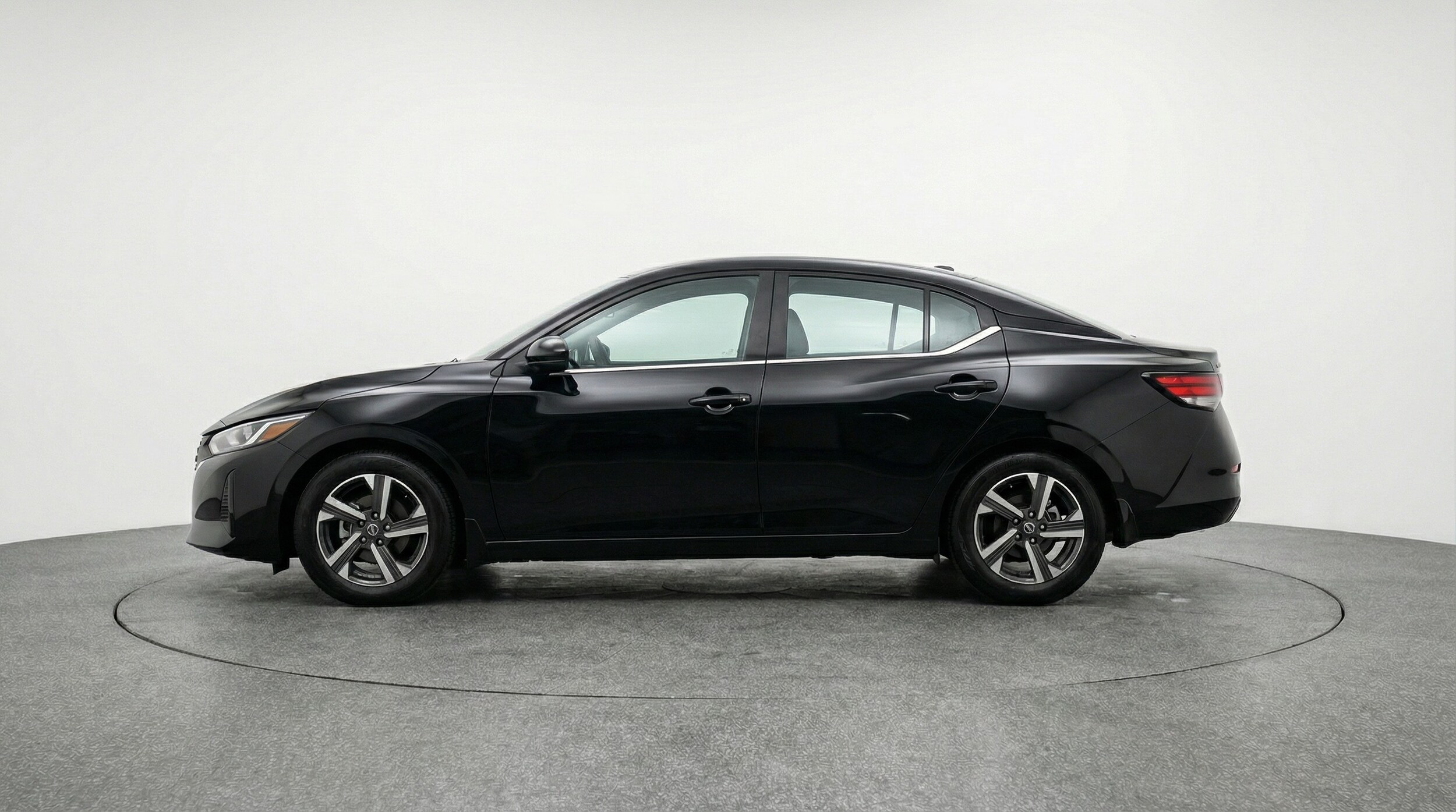 Thumbnail: 2025 Nissan Sentra - 4