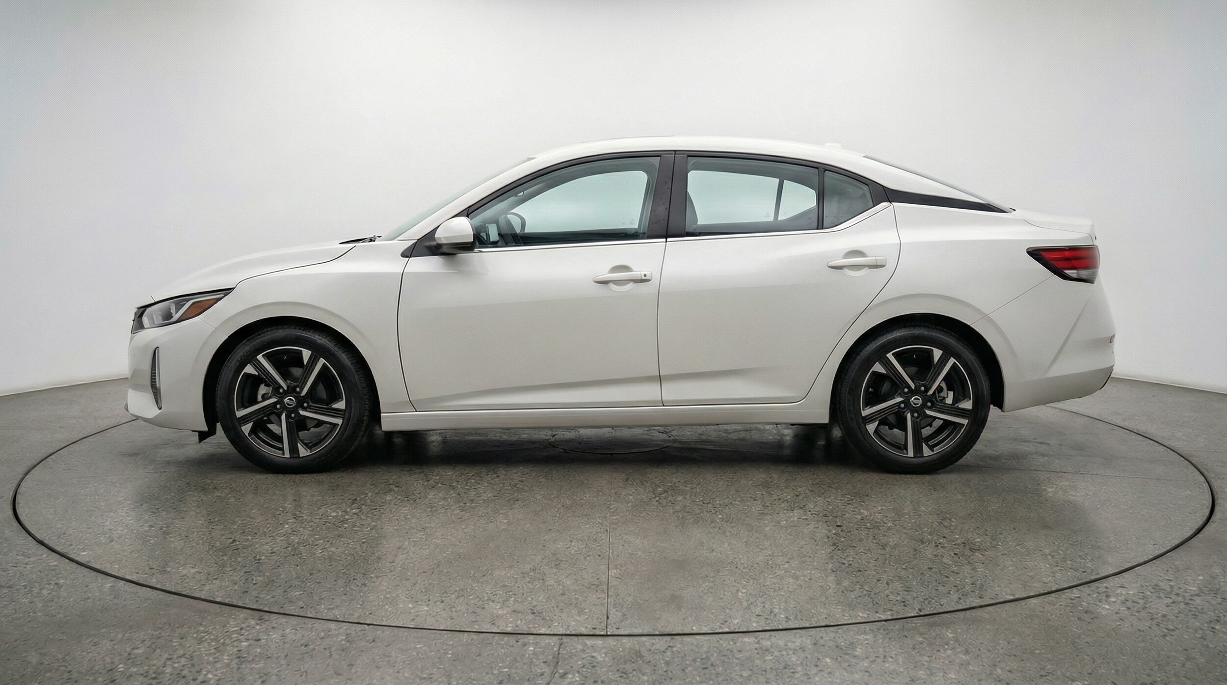 Thumbnail: 2025 Nissan Sentra - 4