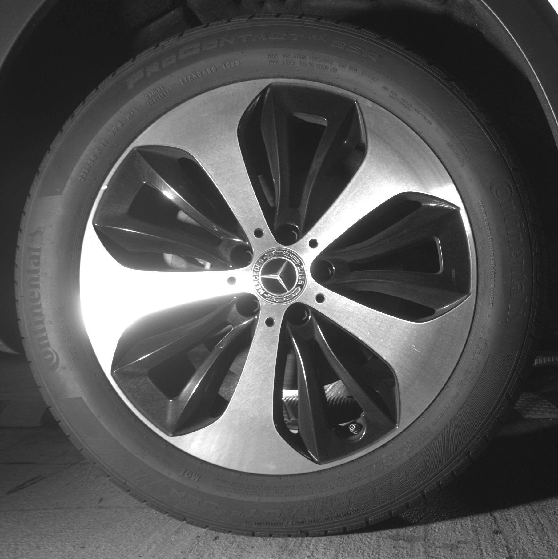 Thumbnail: 2025 Mercedes-Benz GLB - 12