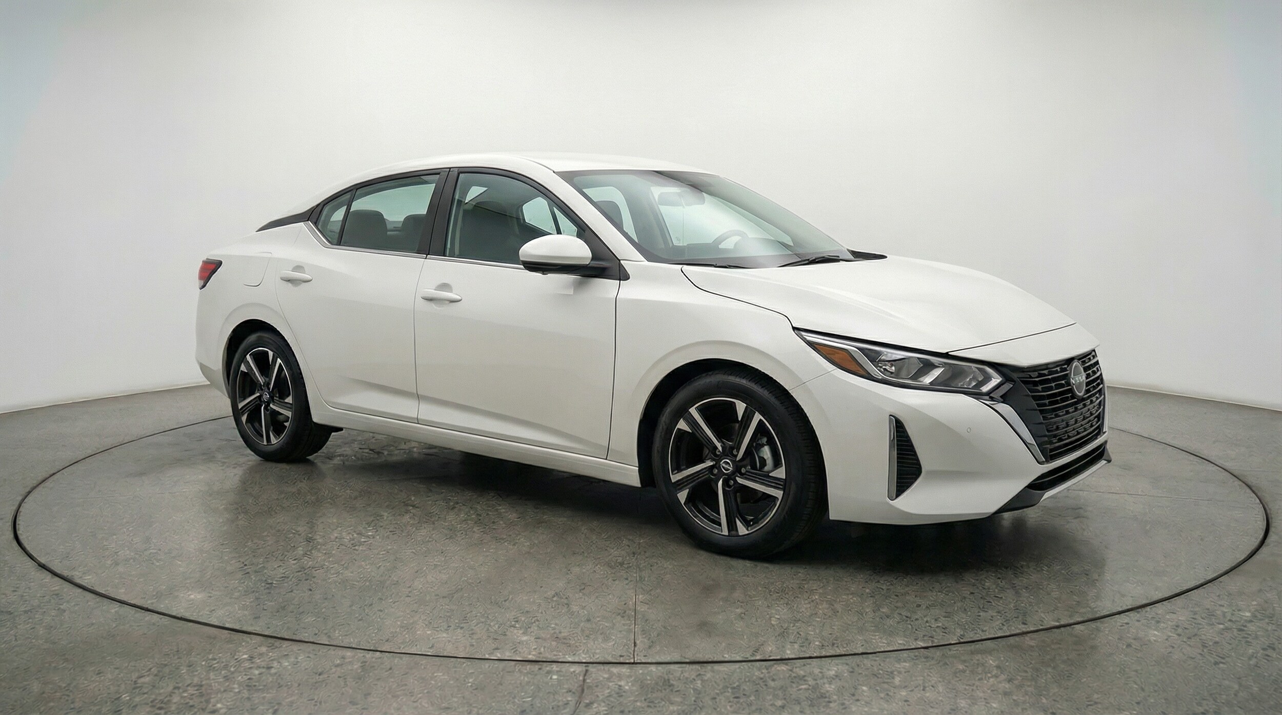 Thumbnail: 2025 Nissan Sentra - 1