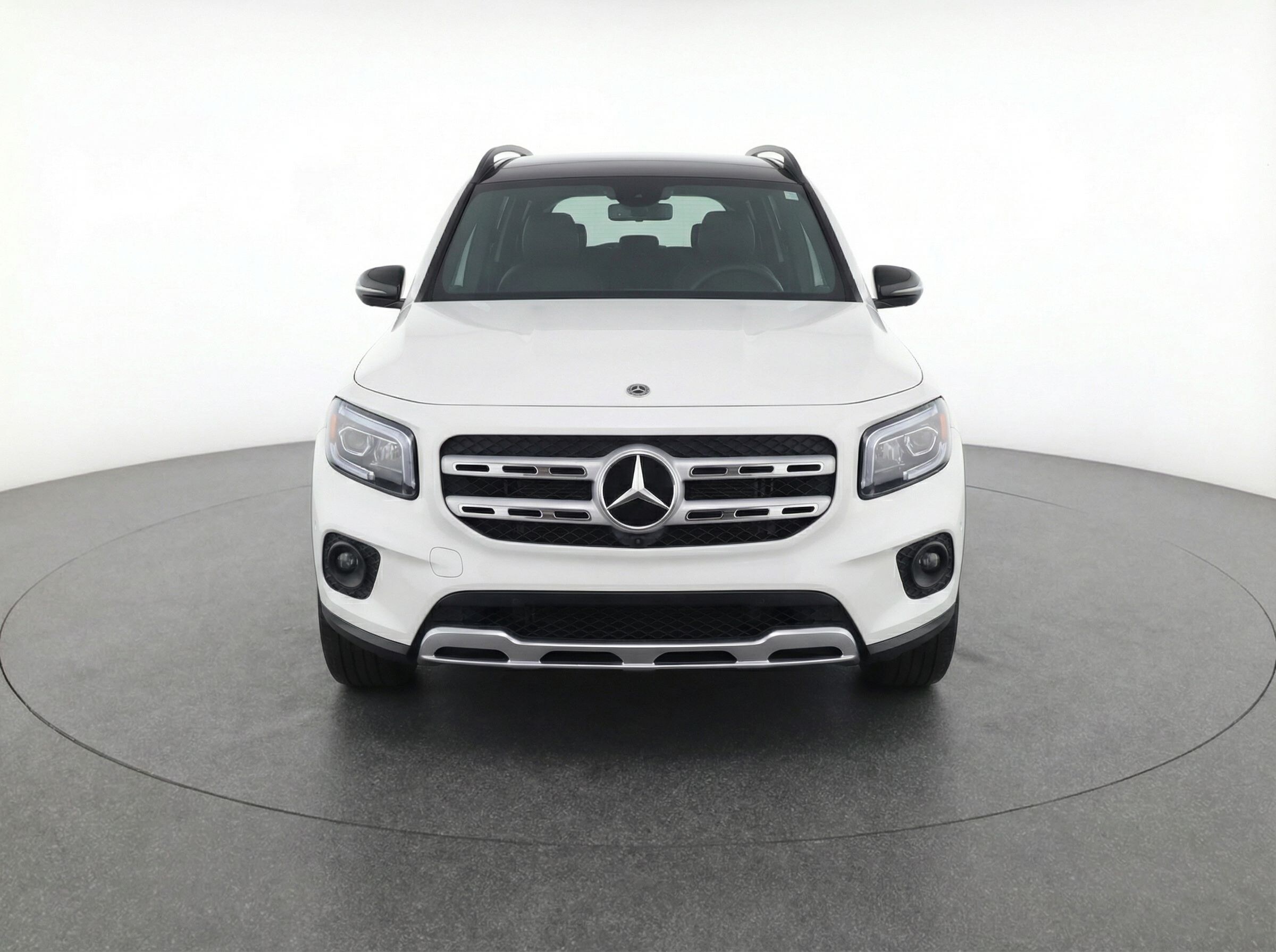 Thumbnail: 2025 Mercedes-Benz GLB - 2