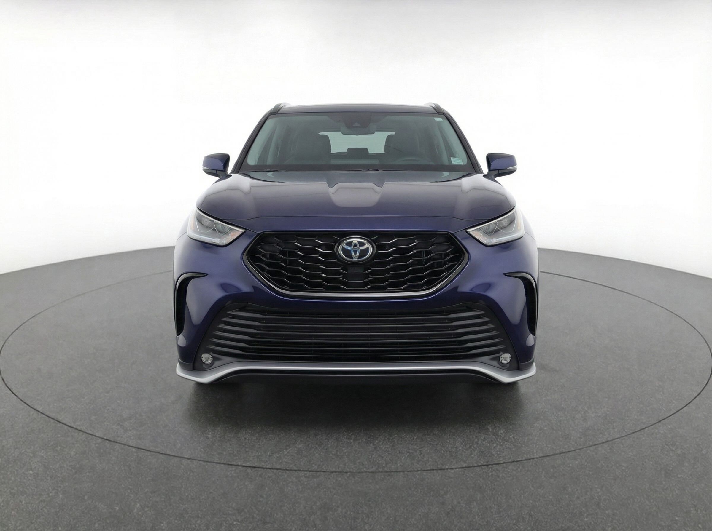 Thumbnail: 2024 Toyota Highlander - 2