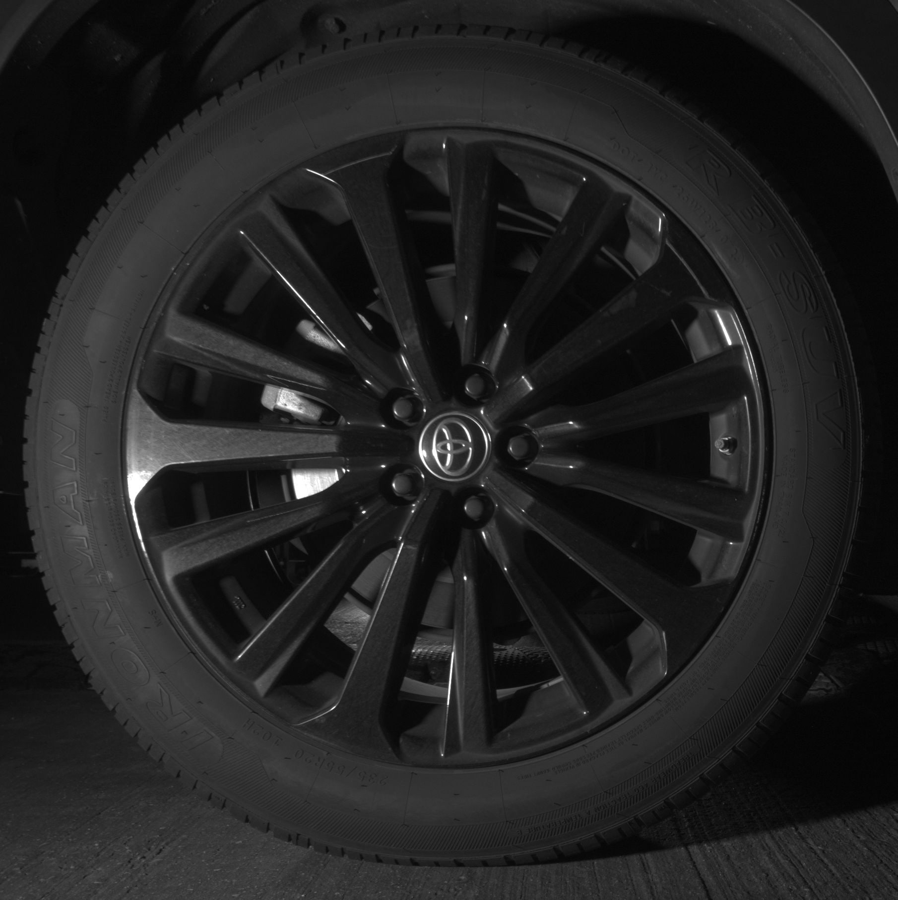 Thumbnail: 2024 Toyota Highlander - 12