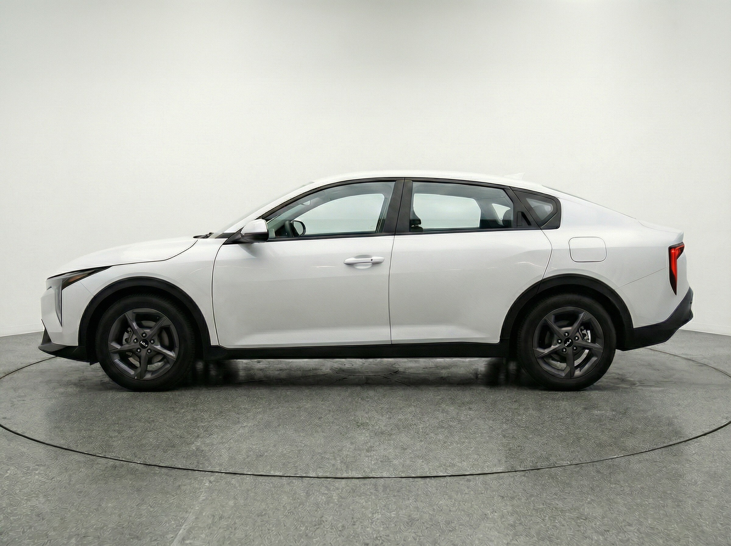 Thumbnail: 2025 Kia K4 - 4