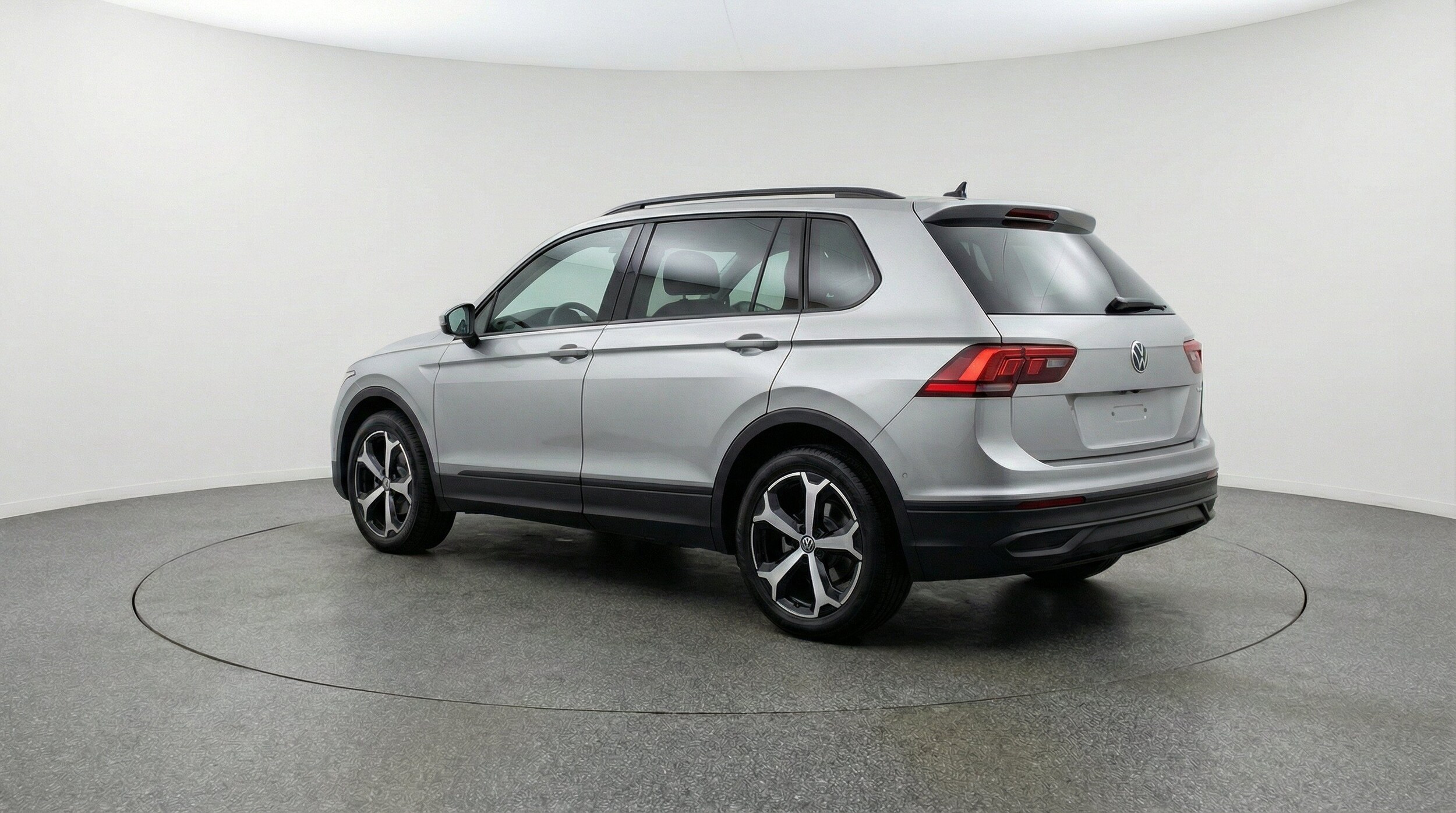 Thumbnail: 2026 Volkswagen Tiguan - 6