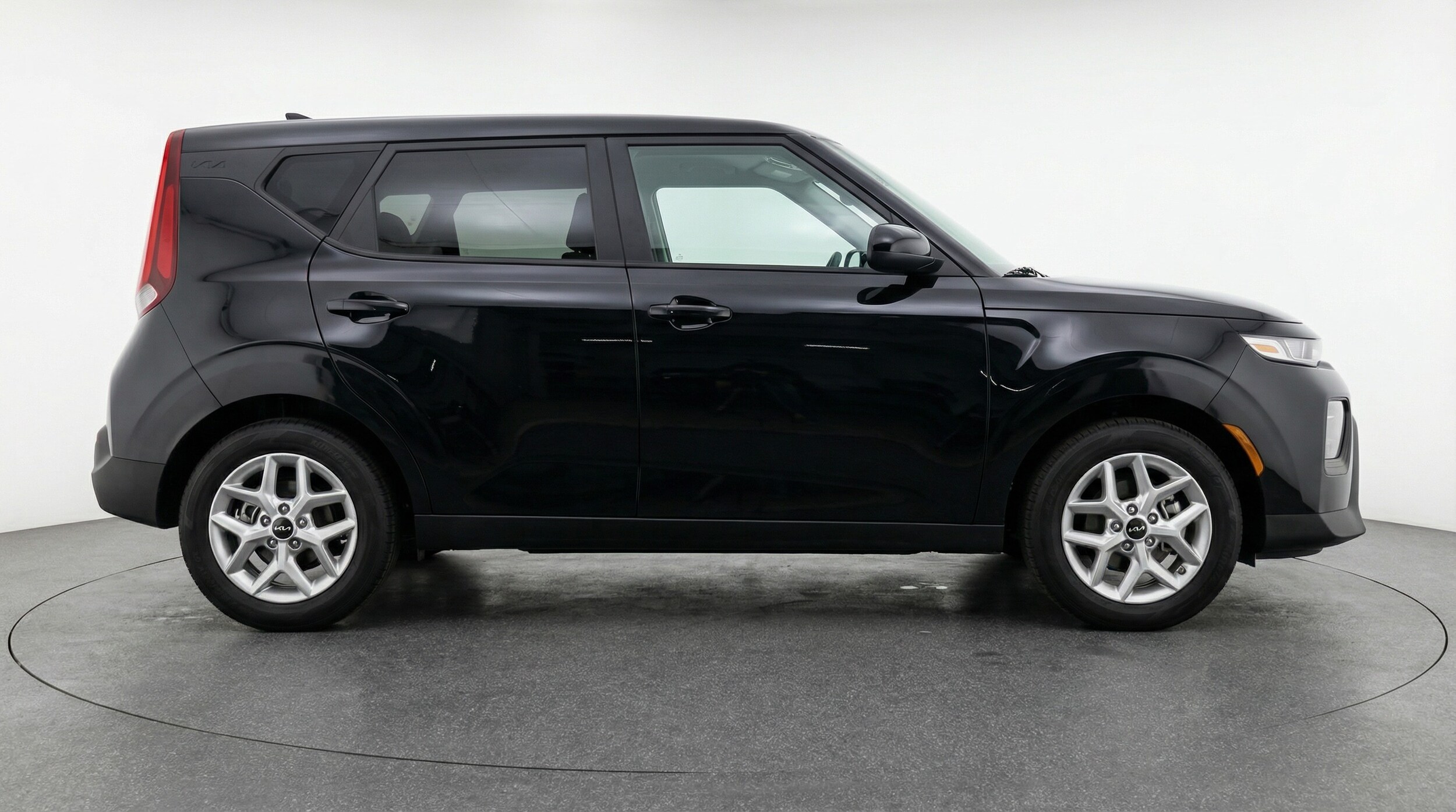 Thumbnail: 2025 Kia Soul - 8