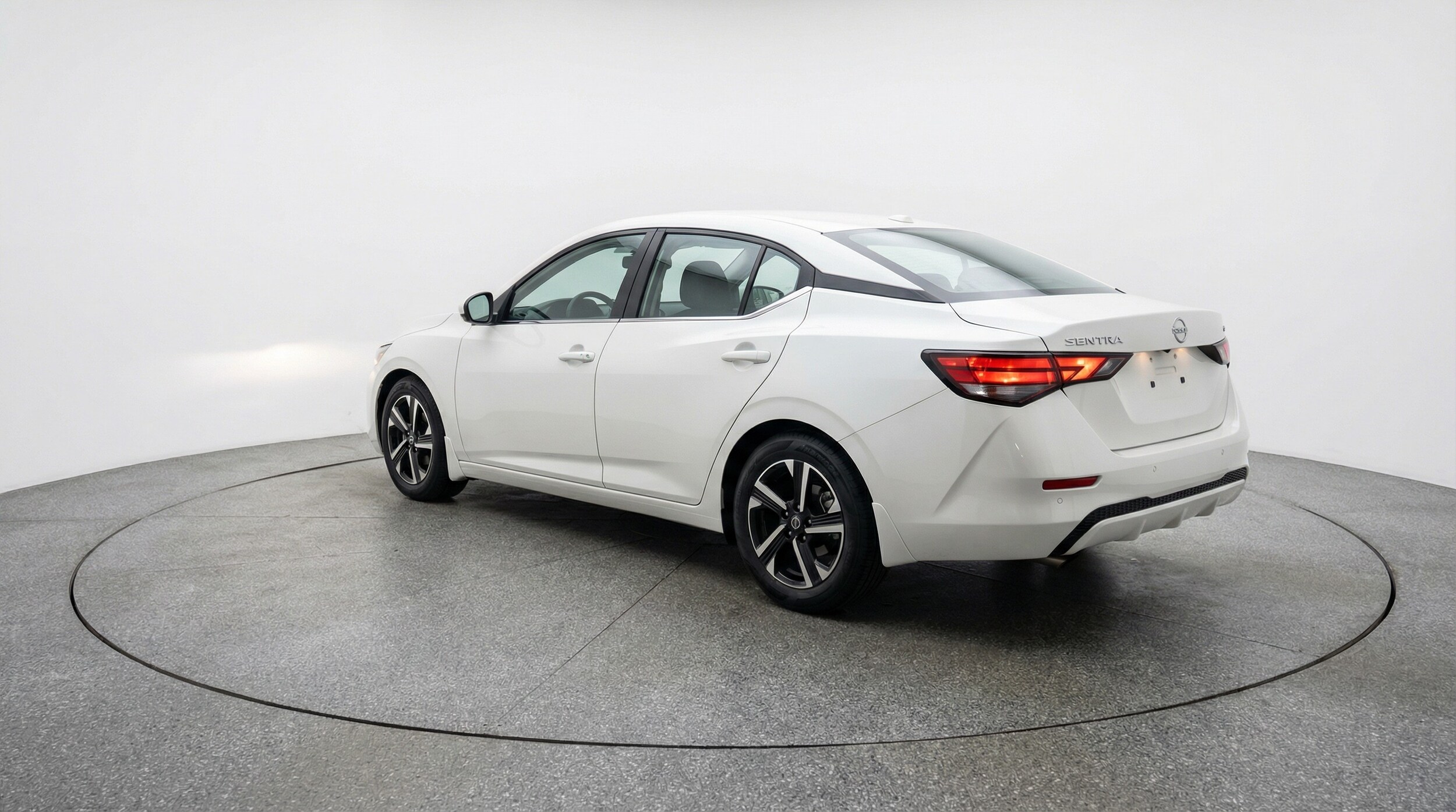 Thumbnail: 2025 Nissan Sentra - 5