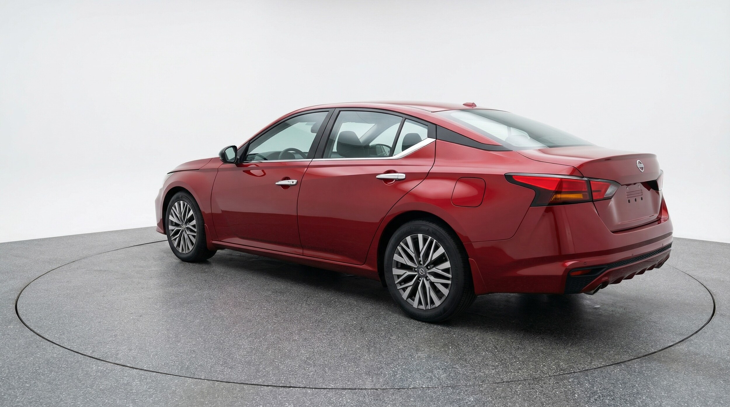 Thumbnail: 2025 Nissan Altima - 5