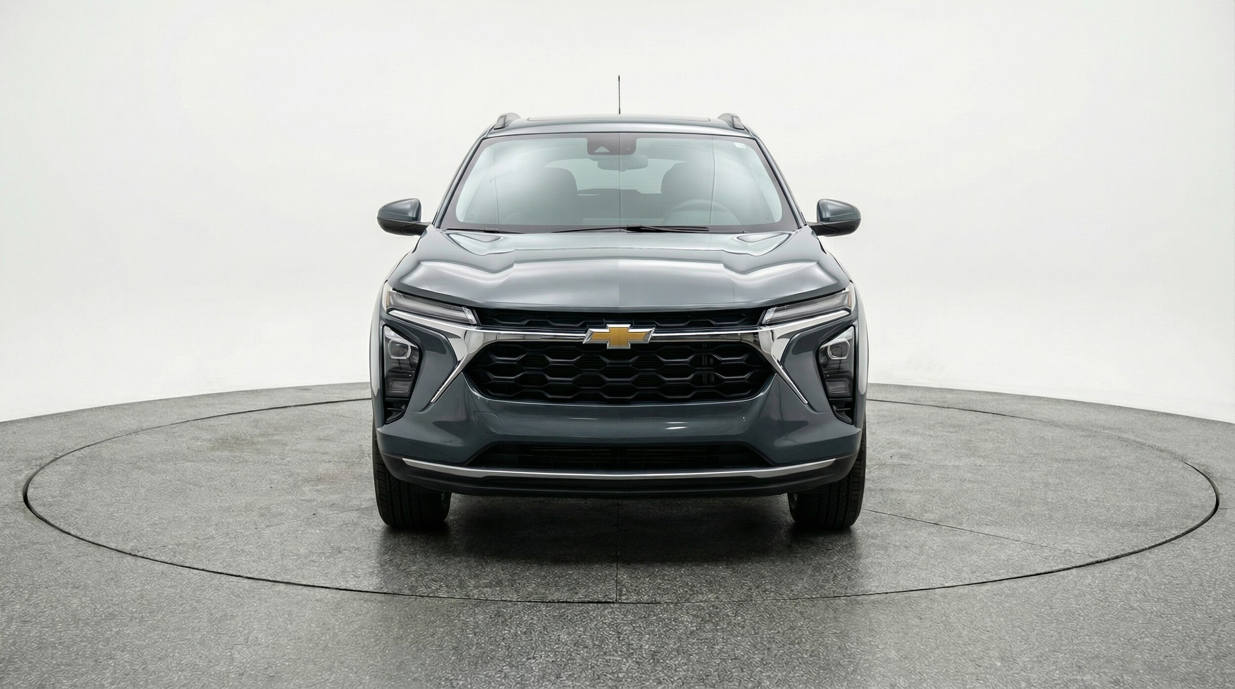 Thumbnail: 2025 Chevrolet Trax - 2