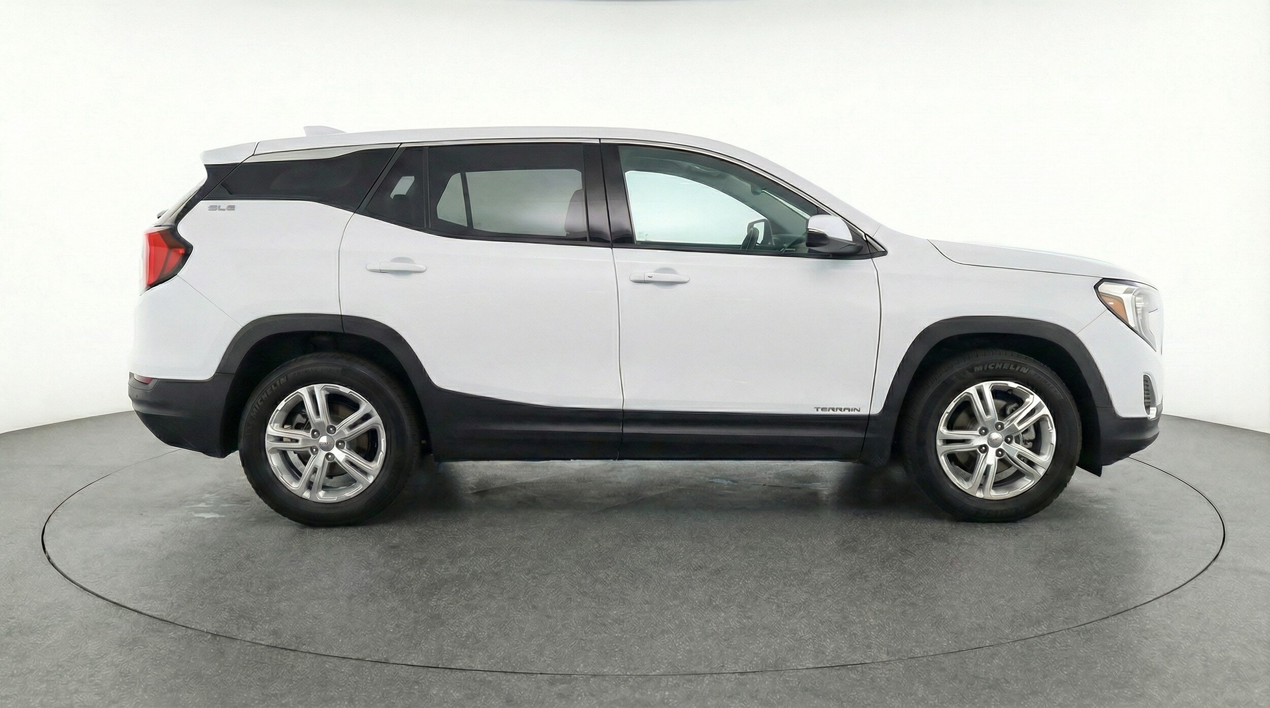 Thumbnail: 2024 GMC Terrain - 8