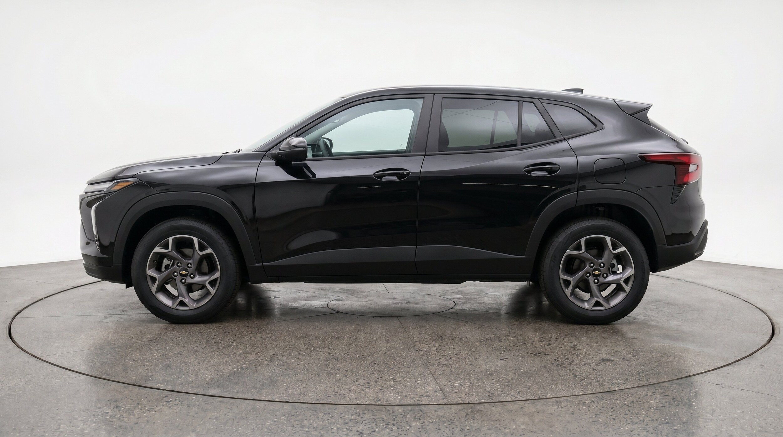 Thumbnail: 2025 Chevrolet Trax - 5