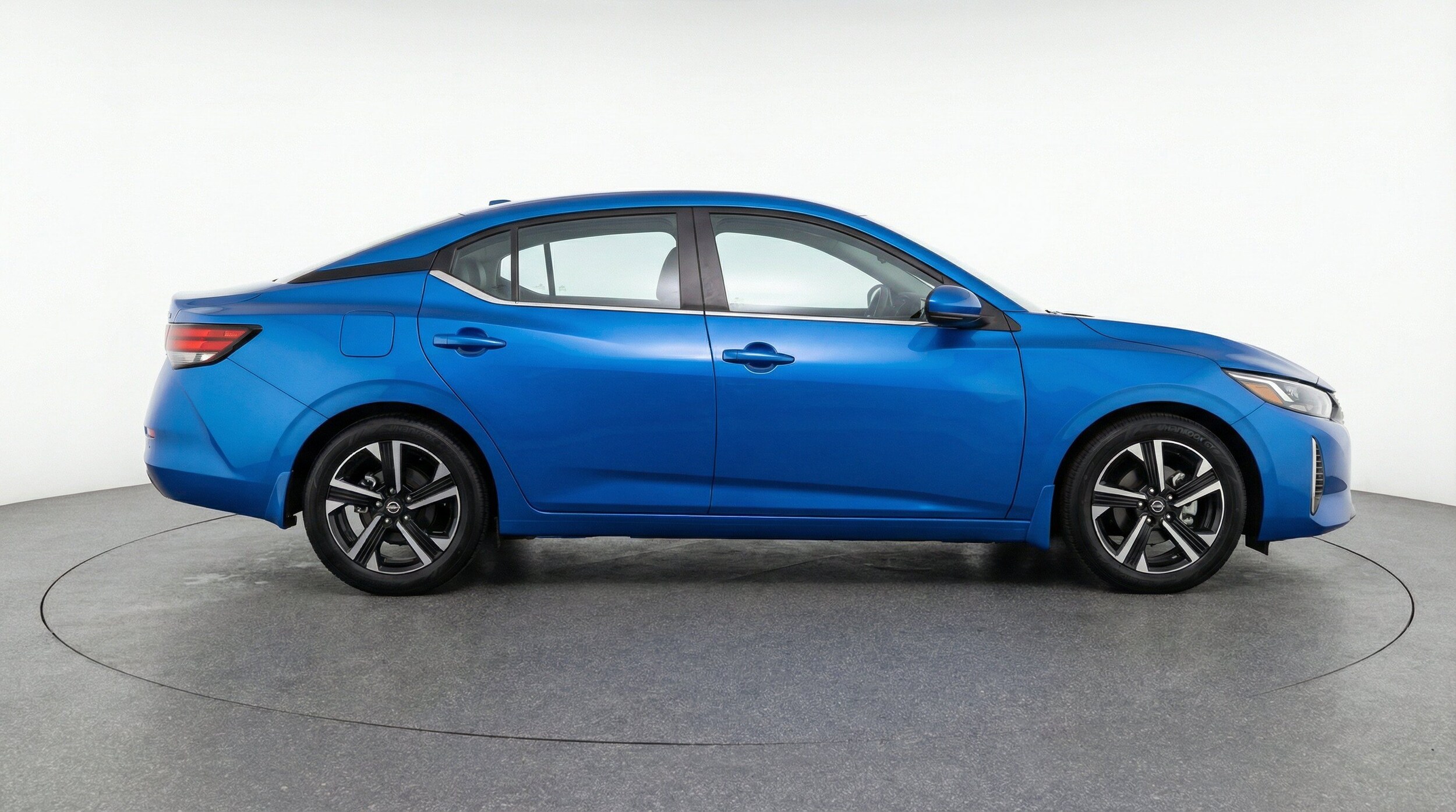 Thumbnail: 2025 Nissan Sentra - 11