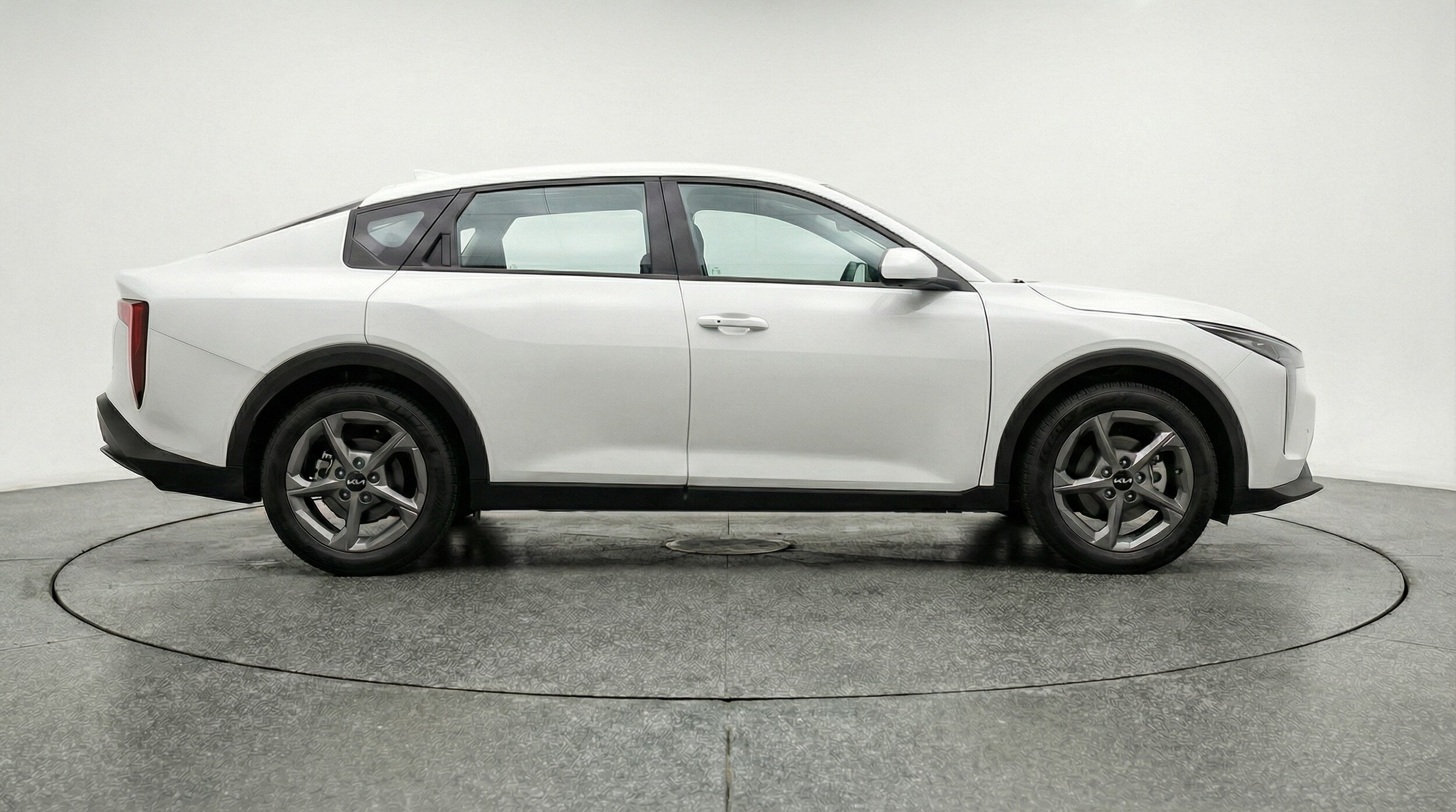 Thumbnail: 2025 Kia K4 - 8