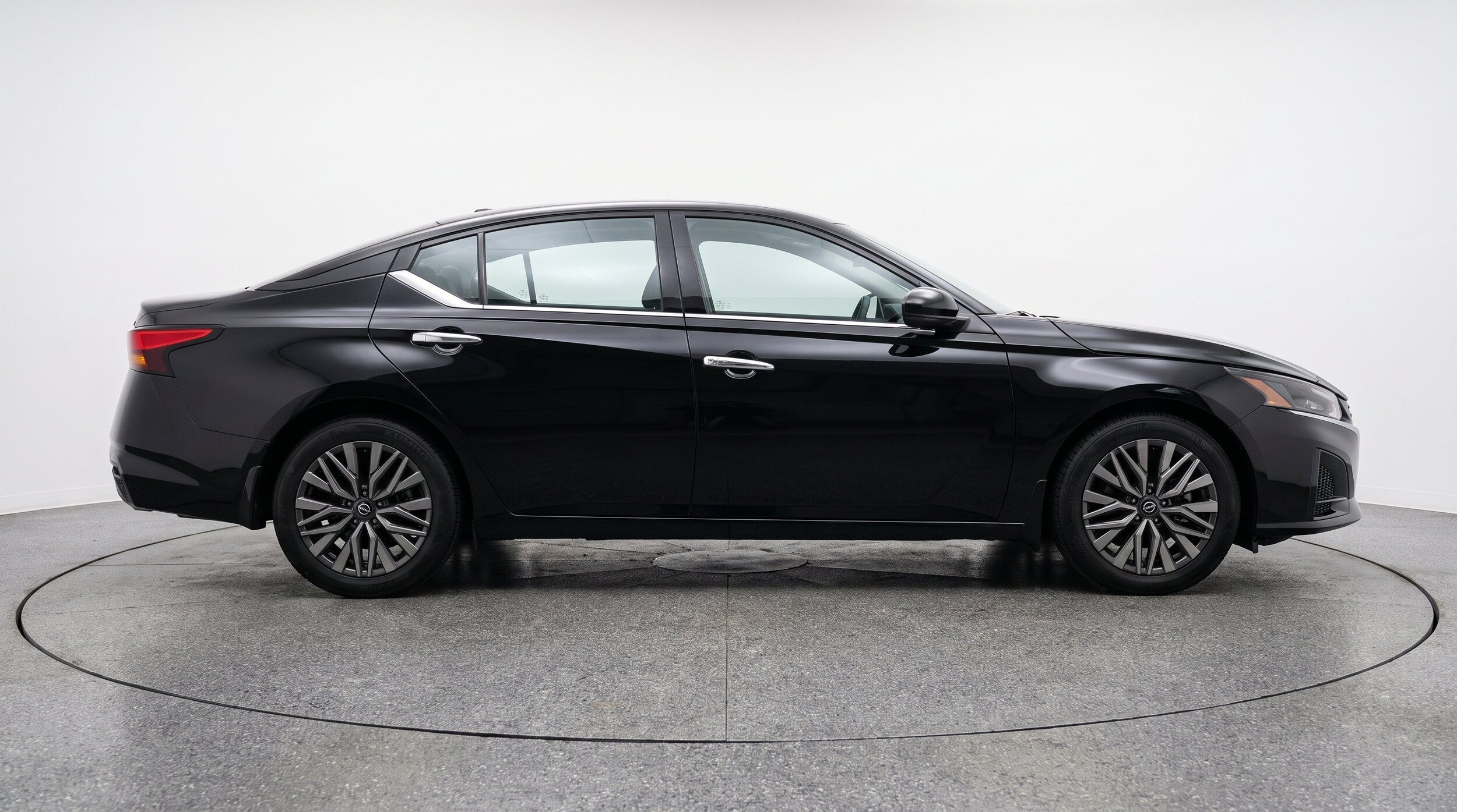 Thumbnail: 2025 Nissan Altima - 11