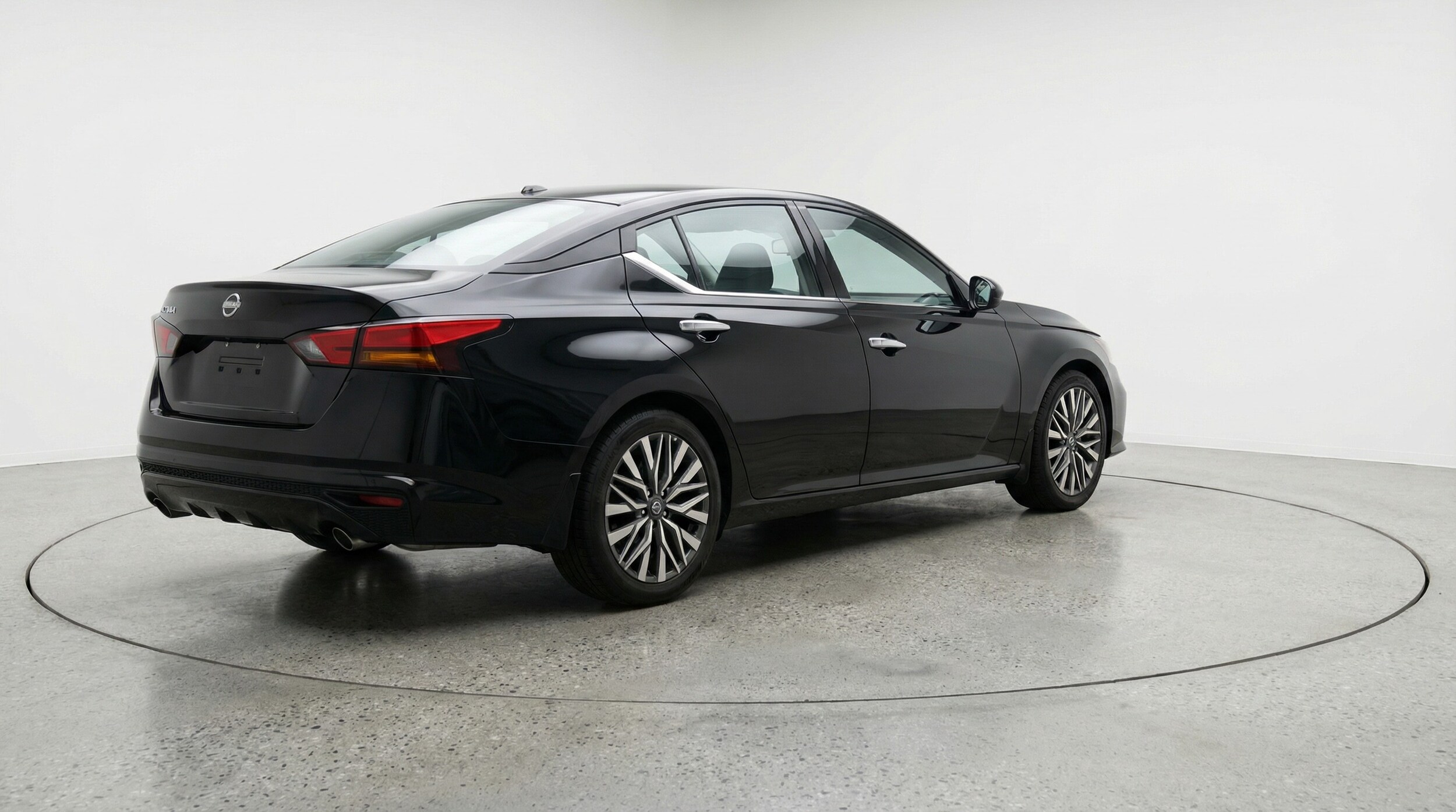 Thumbnail: 2025 Nissan Altima - 7