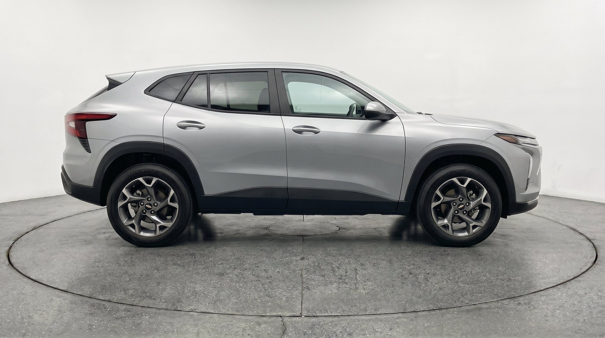 Thumbnail: 2025 Chevrolet Trax - 11